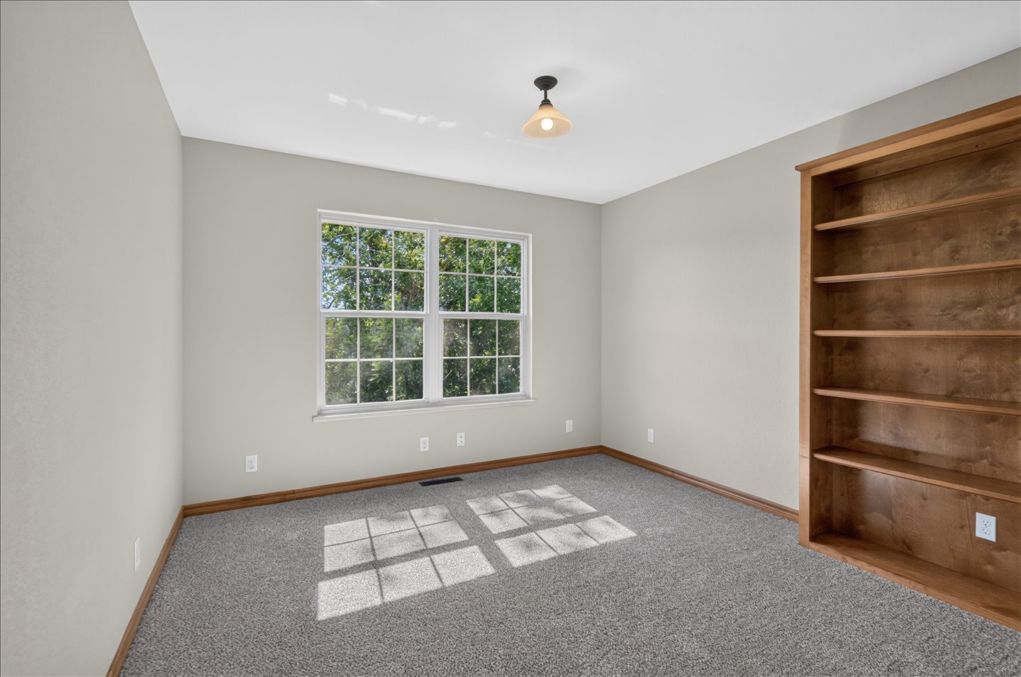 1908 Barnett Court Property Photo 26