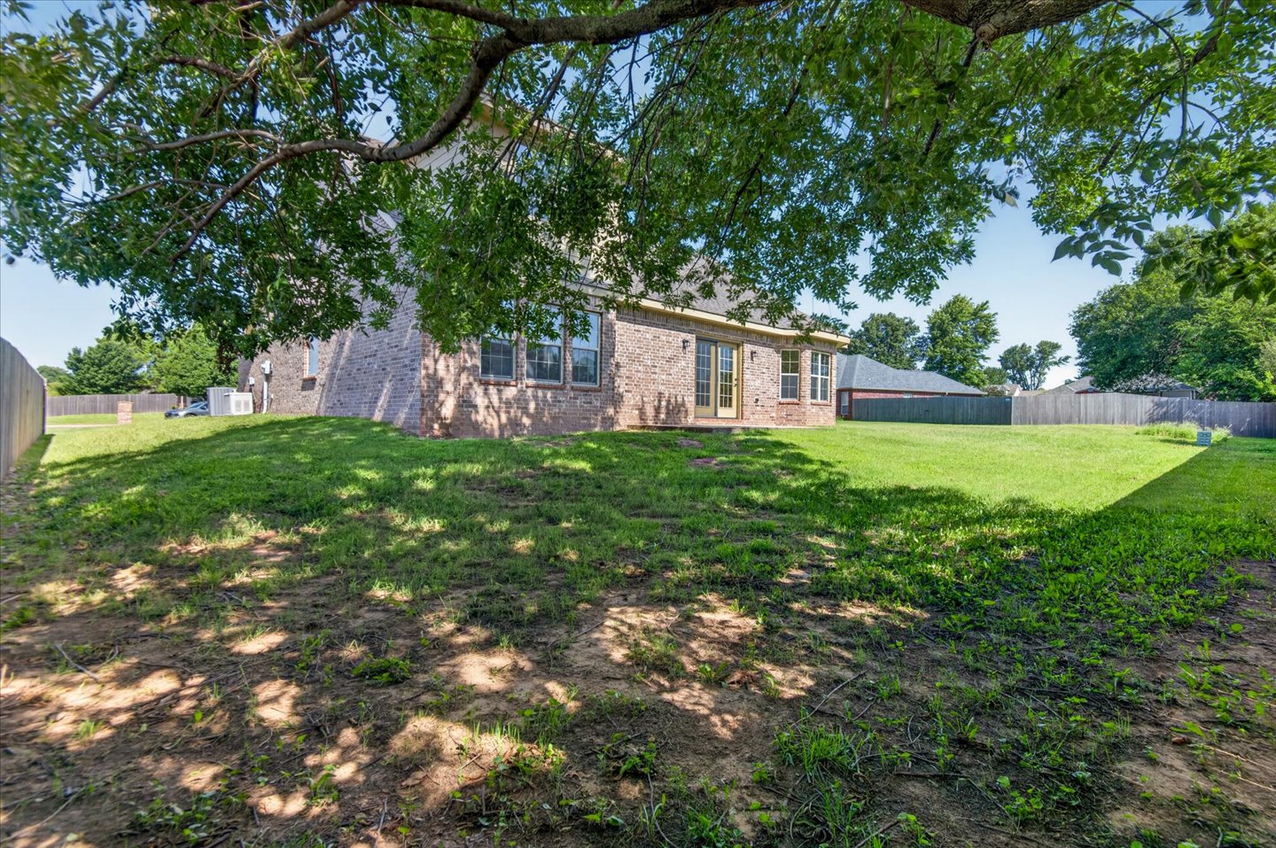 1908 Barnett Court Property Photo 38