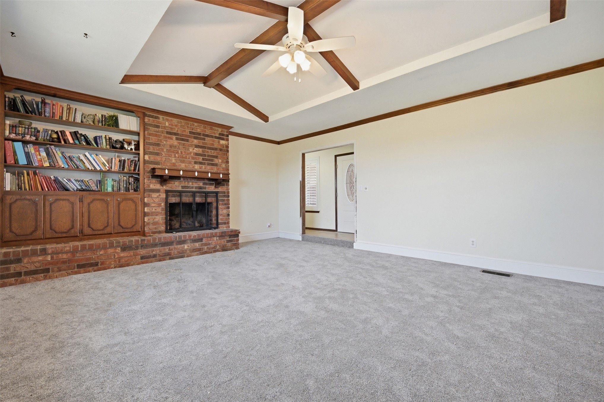 103 E Lakeview Court Property Photo 15