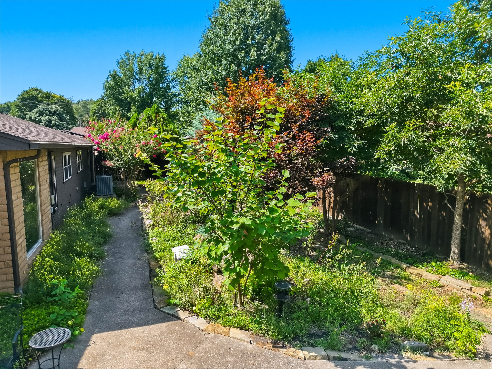 1001 W Cedar Street Property Photo 37