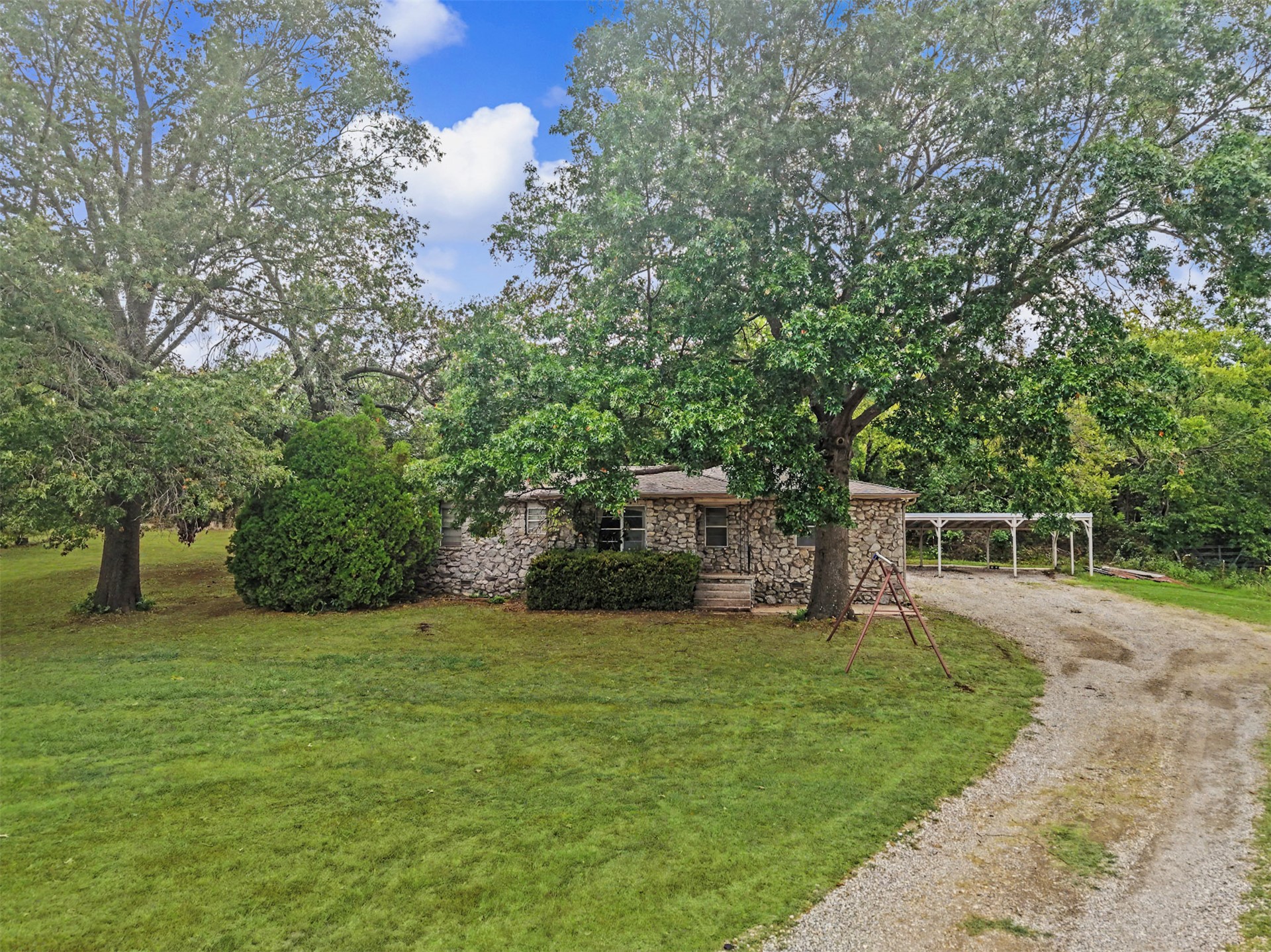 394290 W 4100 Road Property Photo 5