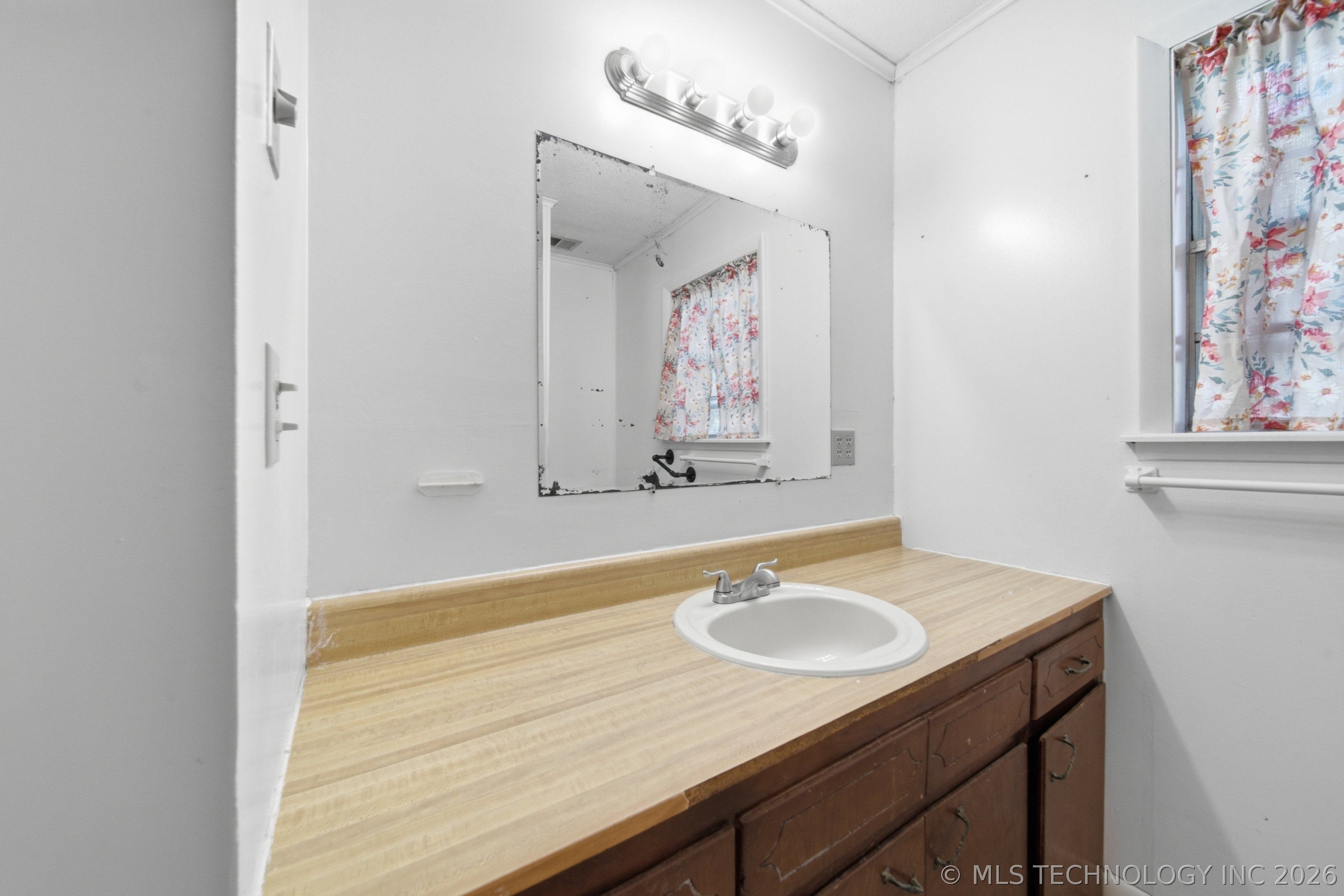 394290 W 4100 Road Property Photo 19