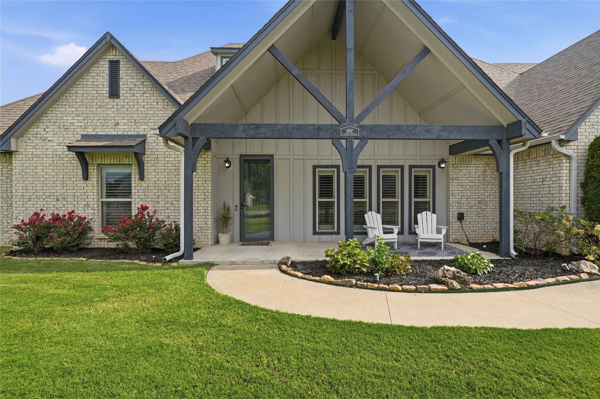 5107 E Hickory Meadow Drive Property Photo 6
