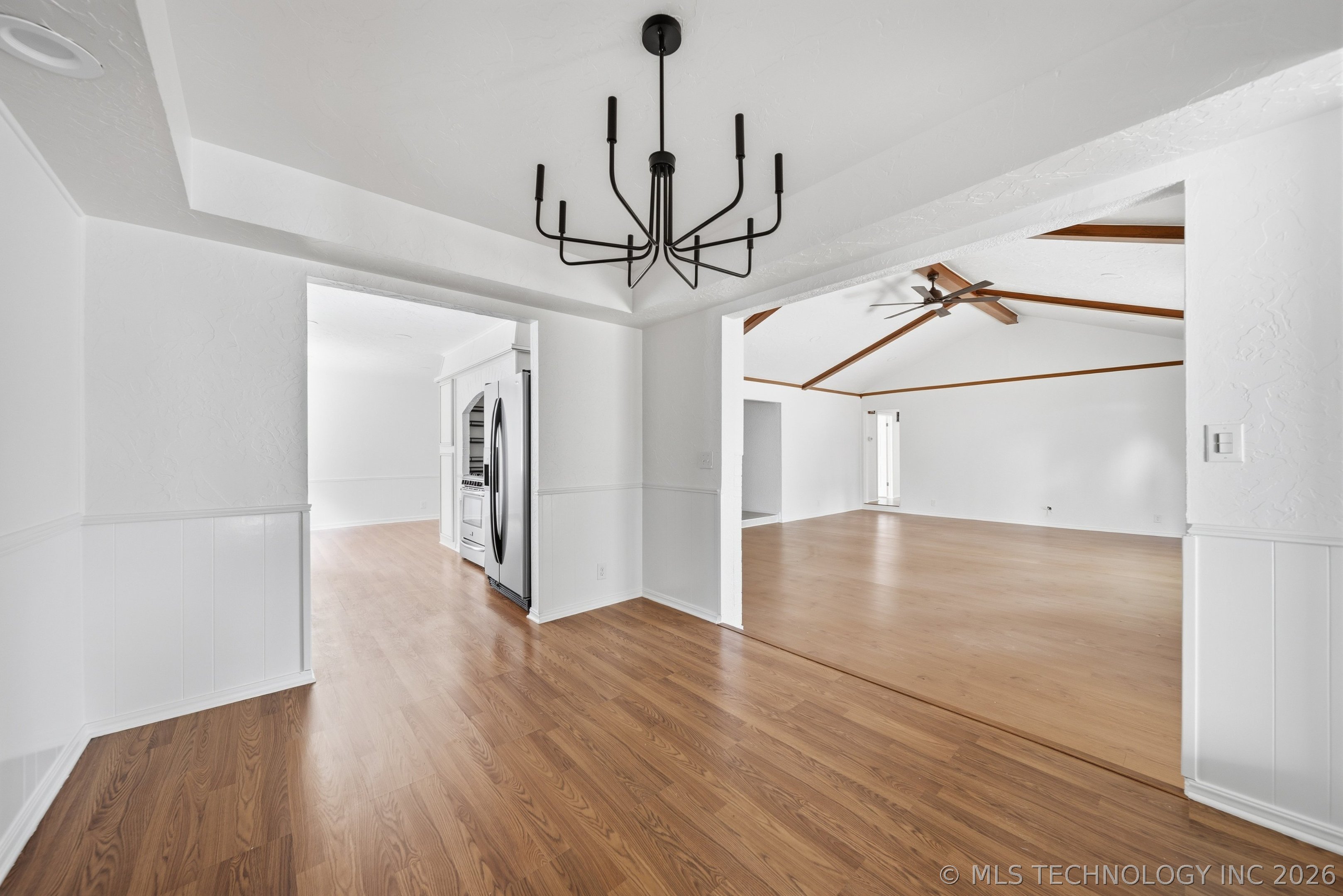 6105 S Irvington Avenue Property Photo 19
