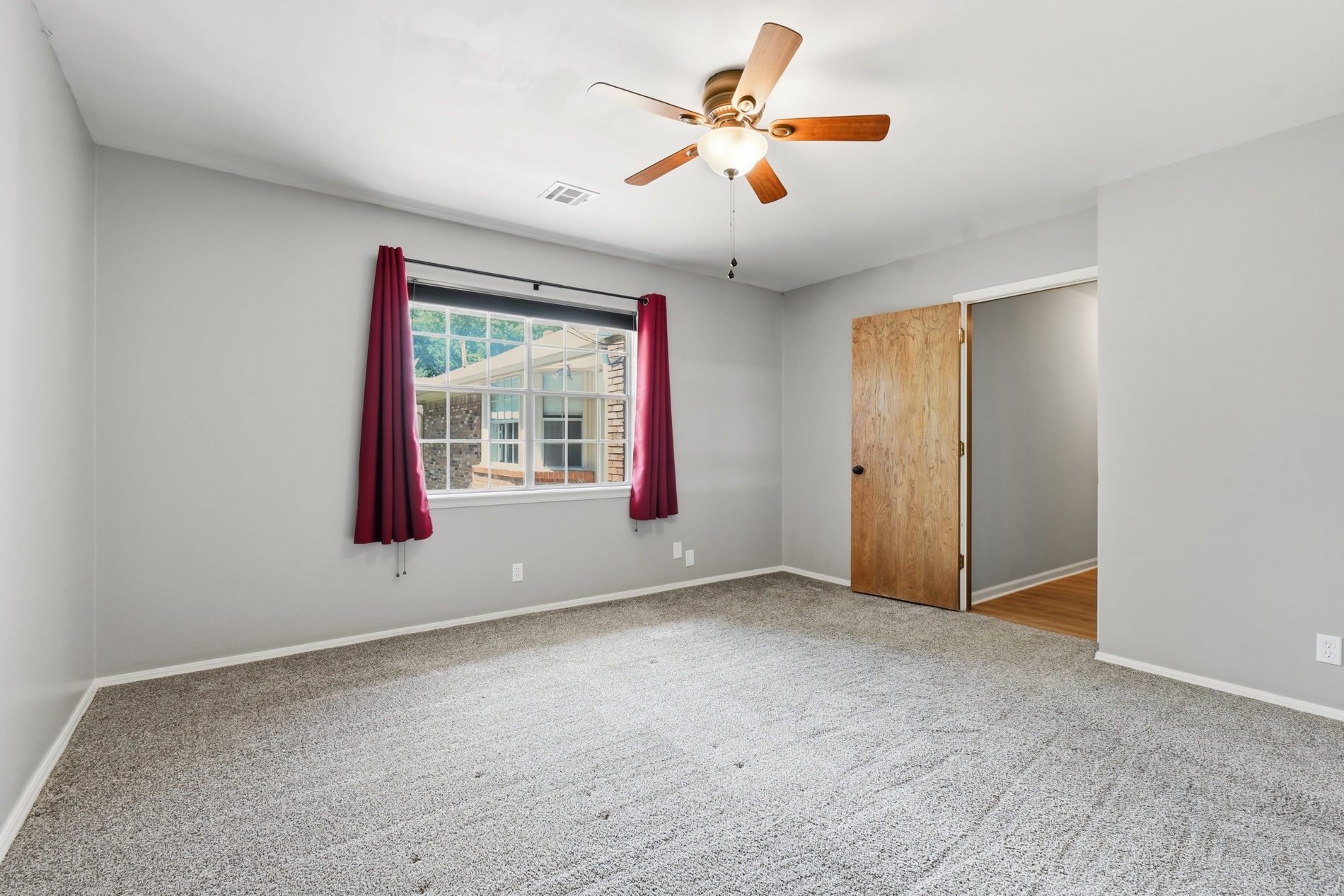 2609 W Elgin Street Property Photo 20