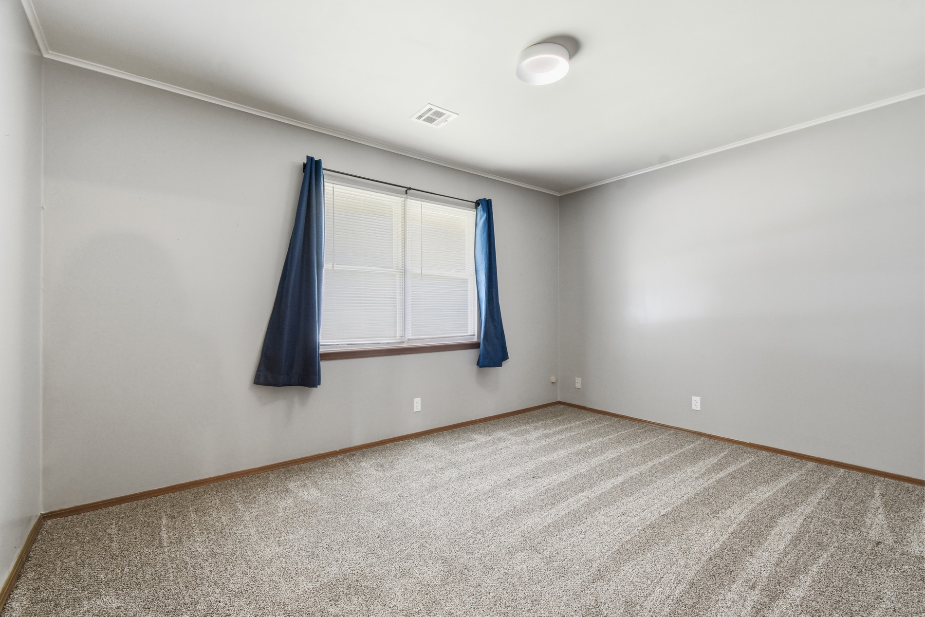 2609 W Elgin Street Property Photo 25