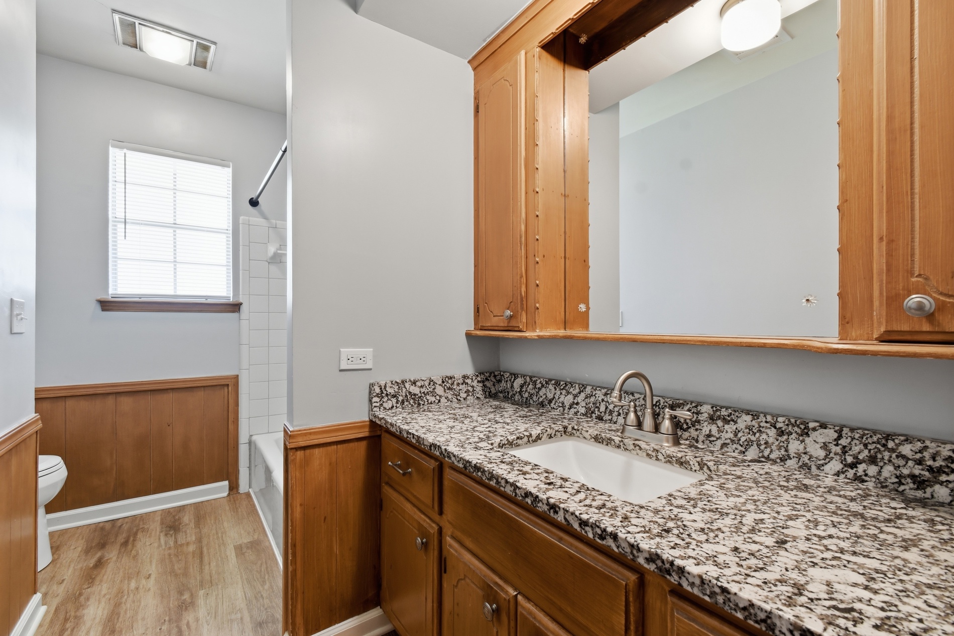 2609 W Elgin Street Property Photo 28