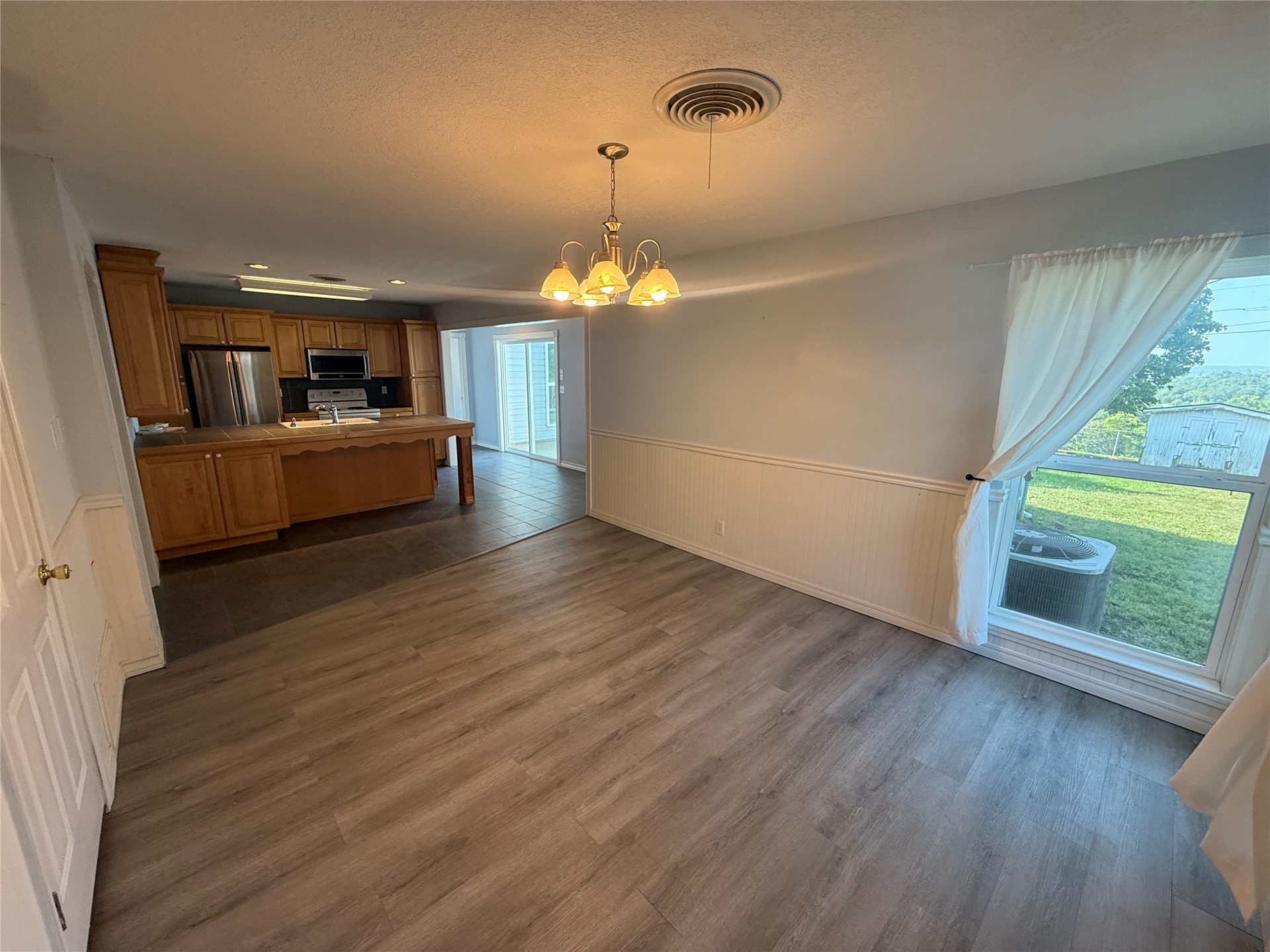 1215 Wade Wells Drive Property Photo 8