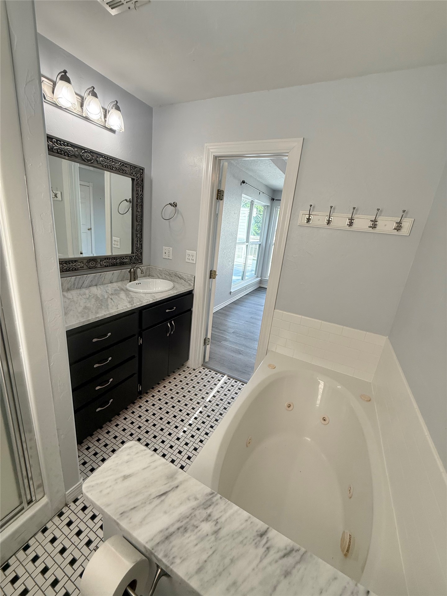 1215 Wade Wells Drive Property Photo 32