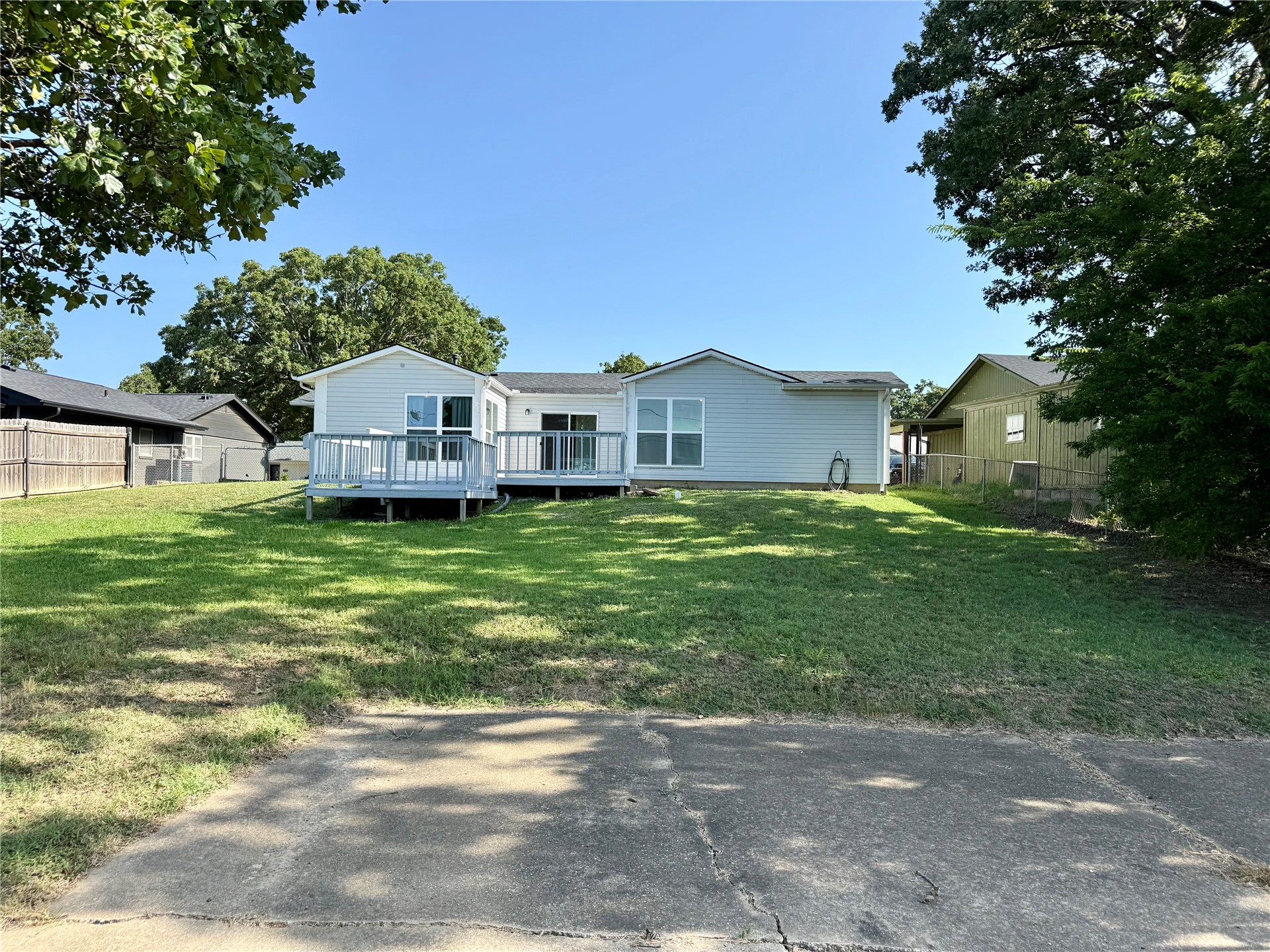 1215 Wade Wells Drive Property Photo 43