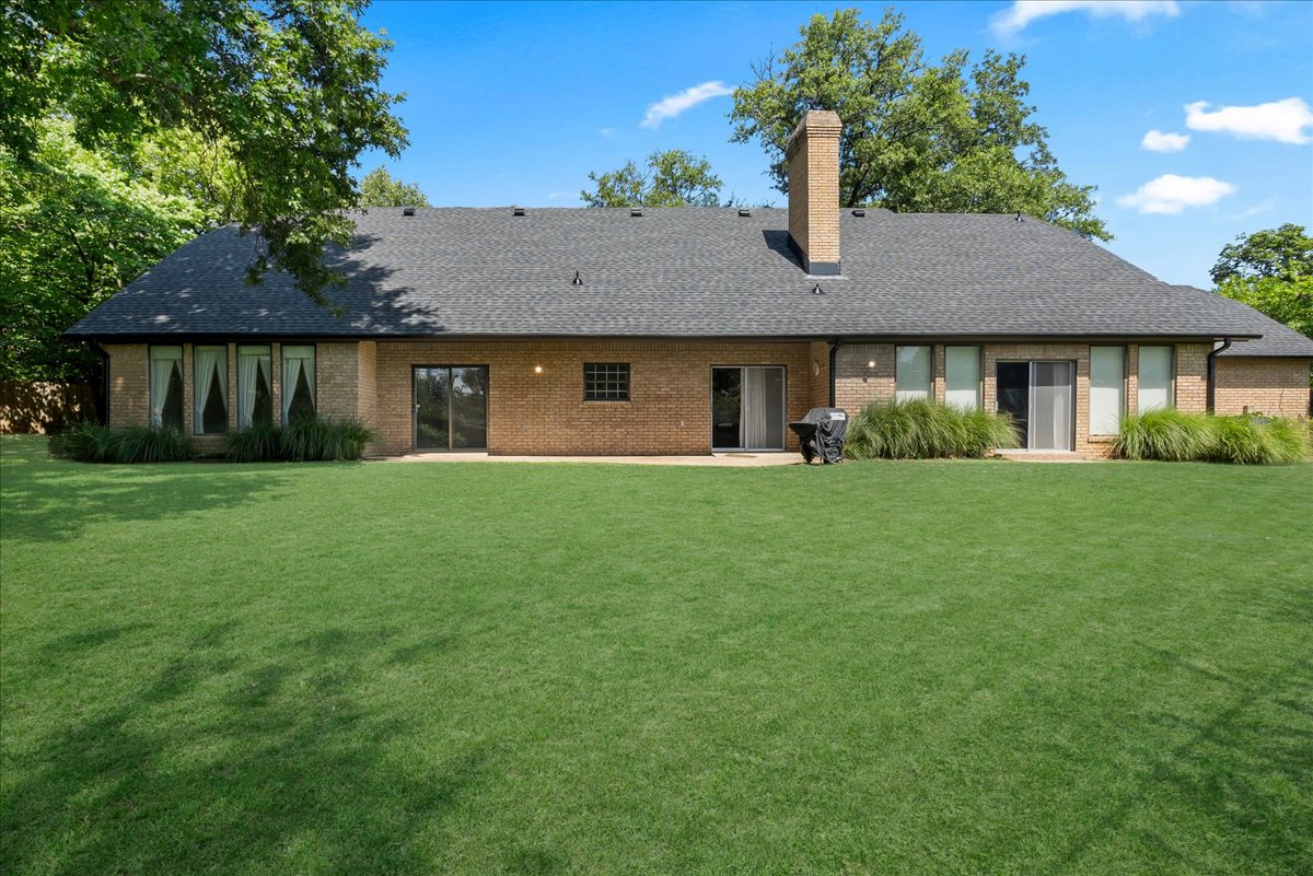 3115 S Delaware Place Property Photo 3