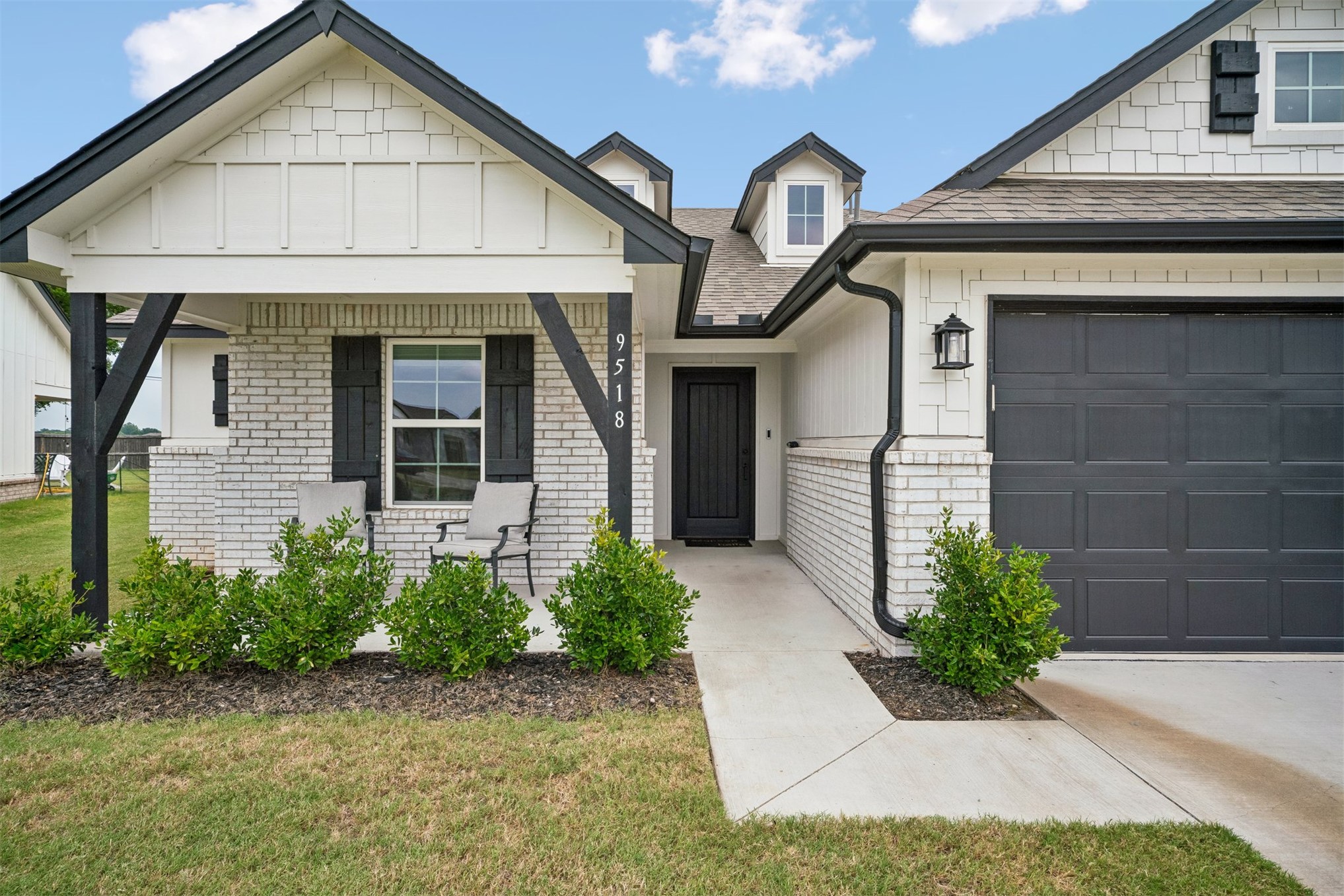 9518 134th Place Property Photo 3