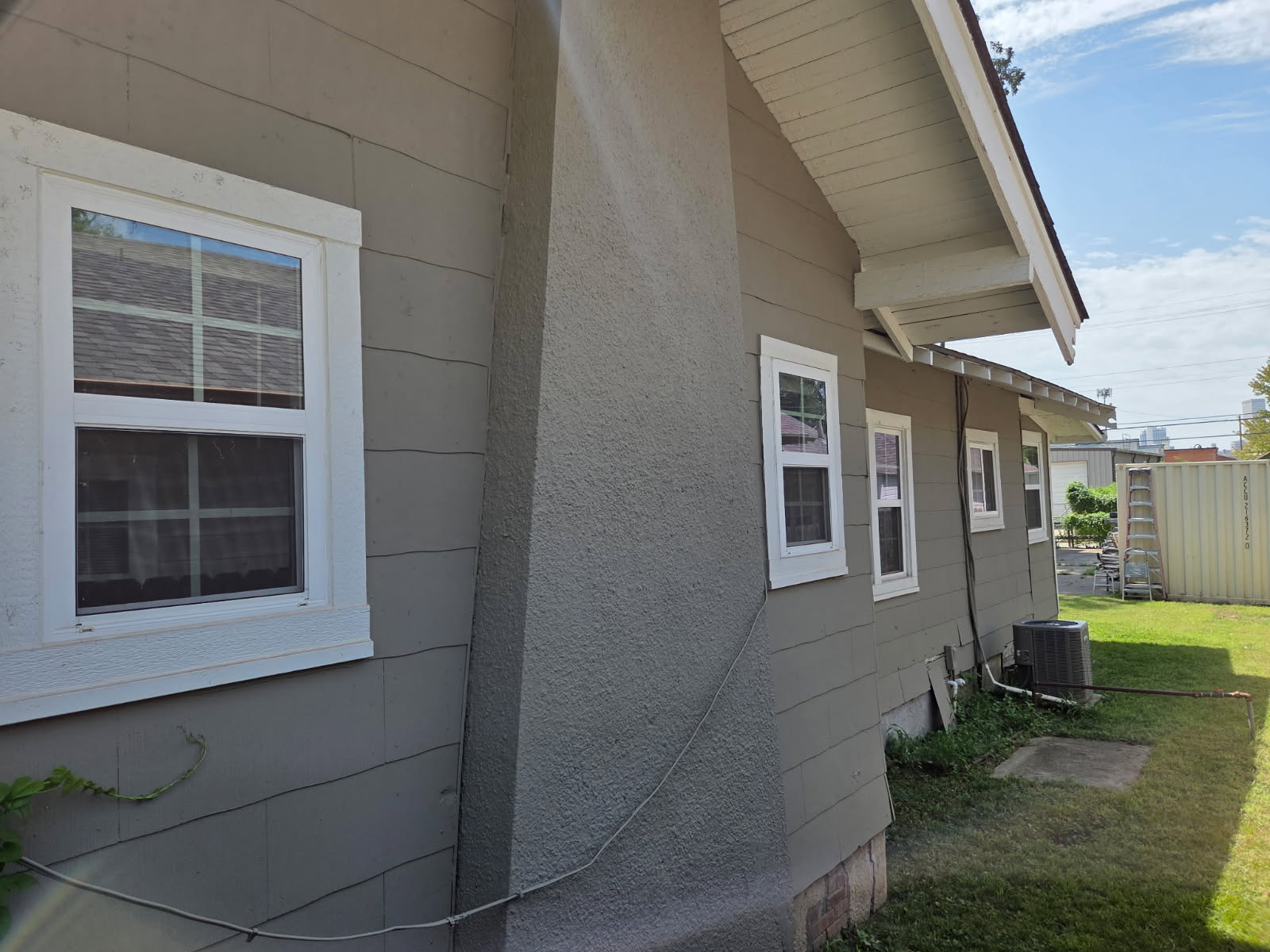 530 S Wheeling Avenue Property Photo 4