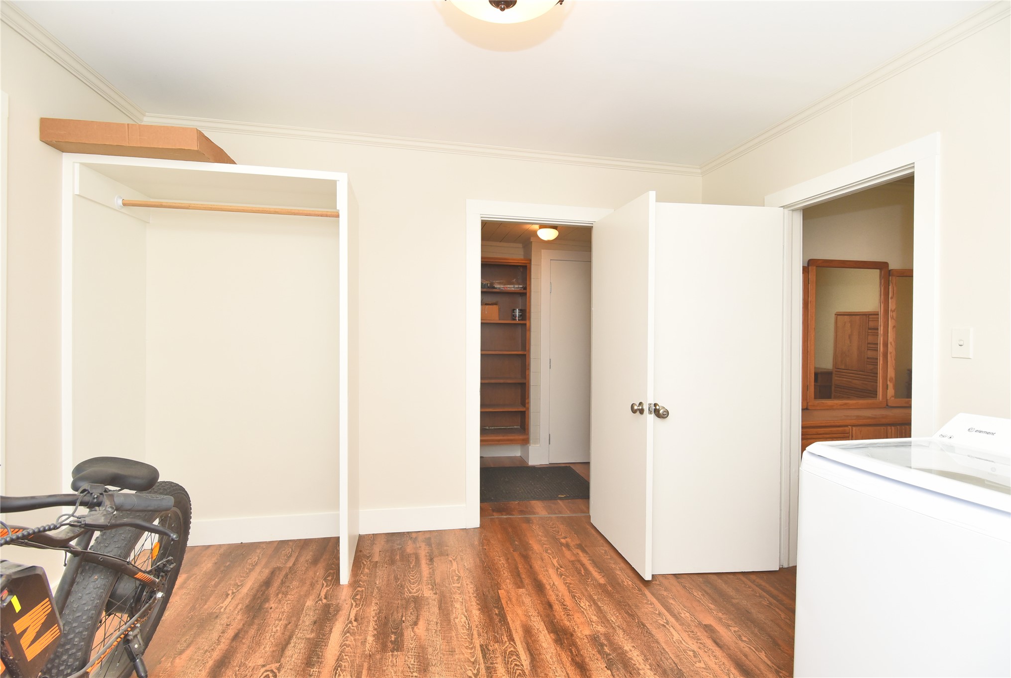 530 S Wheeling Avenue Property Photo 16