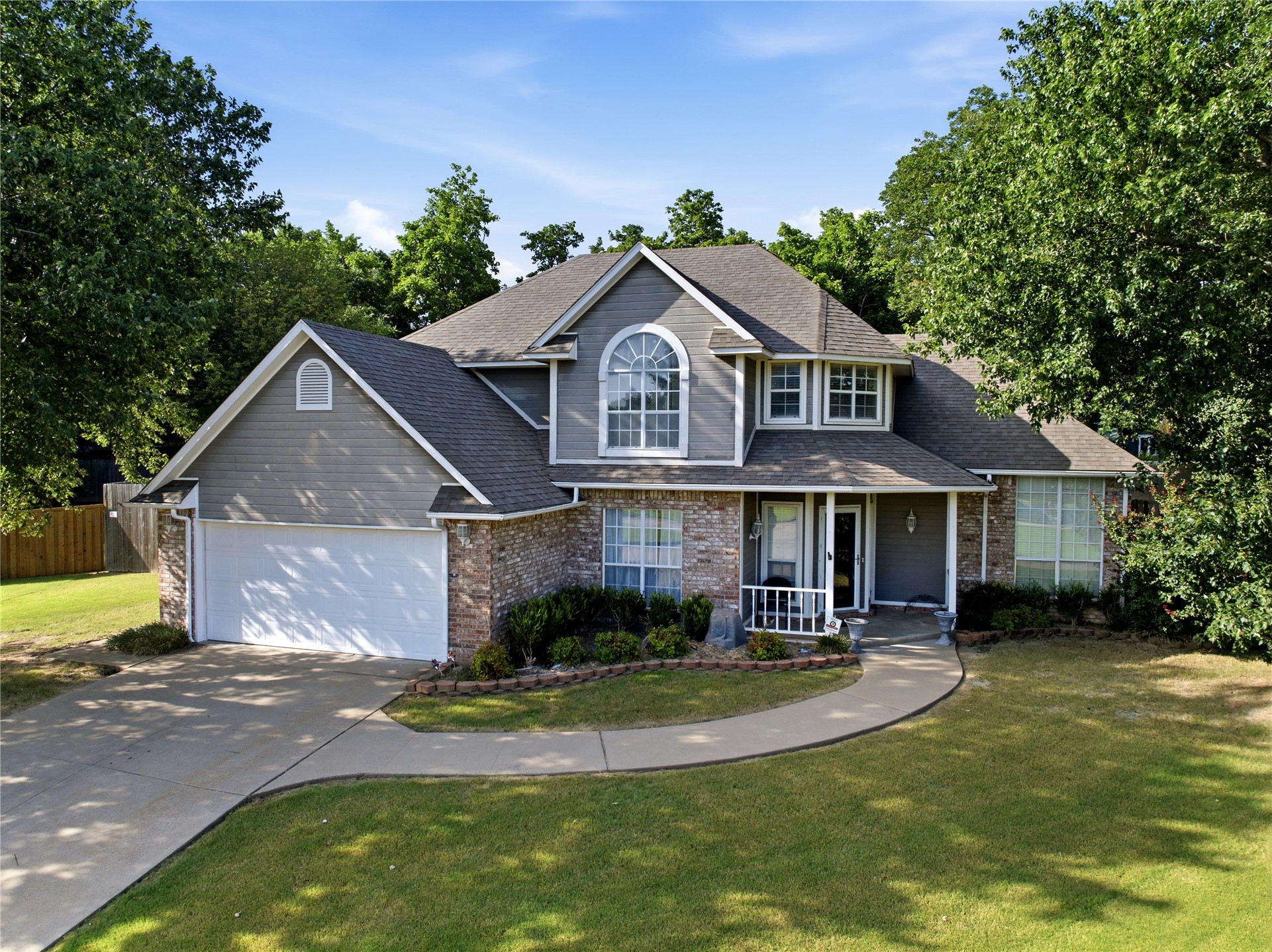 2208 Park Property Photo 1
