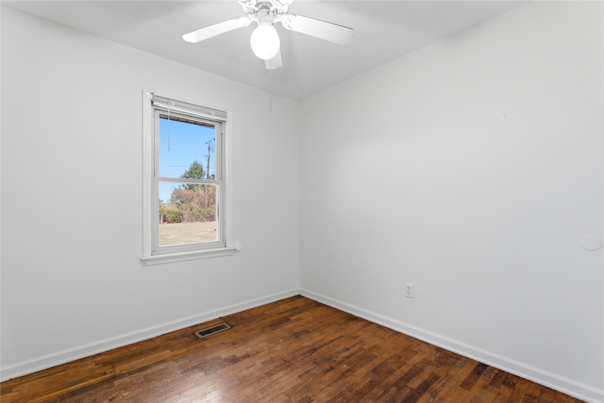 303 S Gray Place Property Photo 14