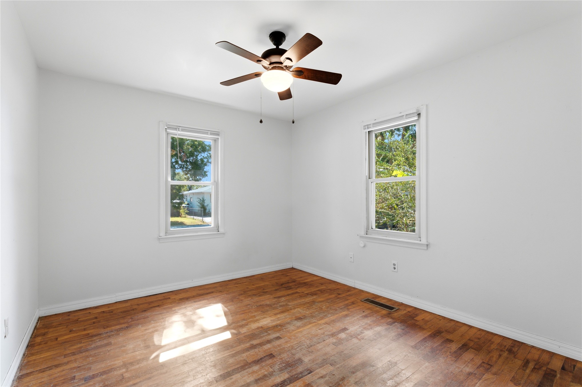303 S Gray Place Property Photo 18