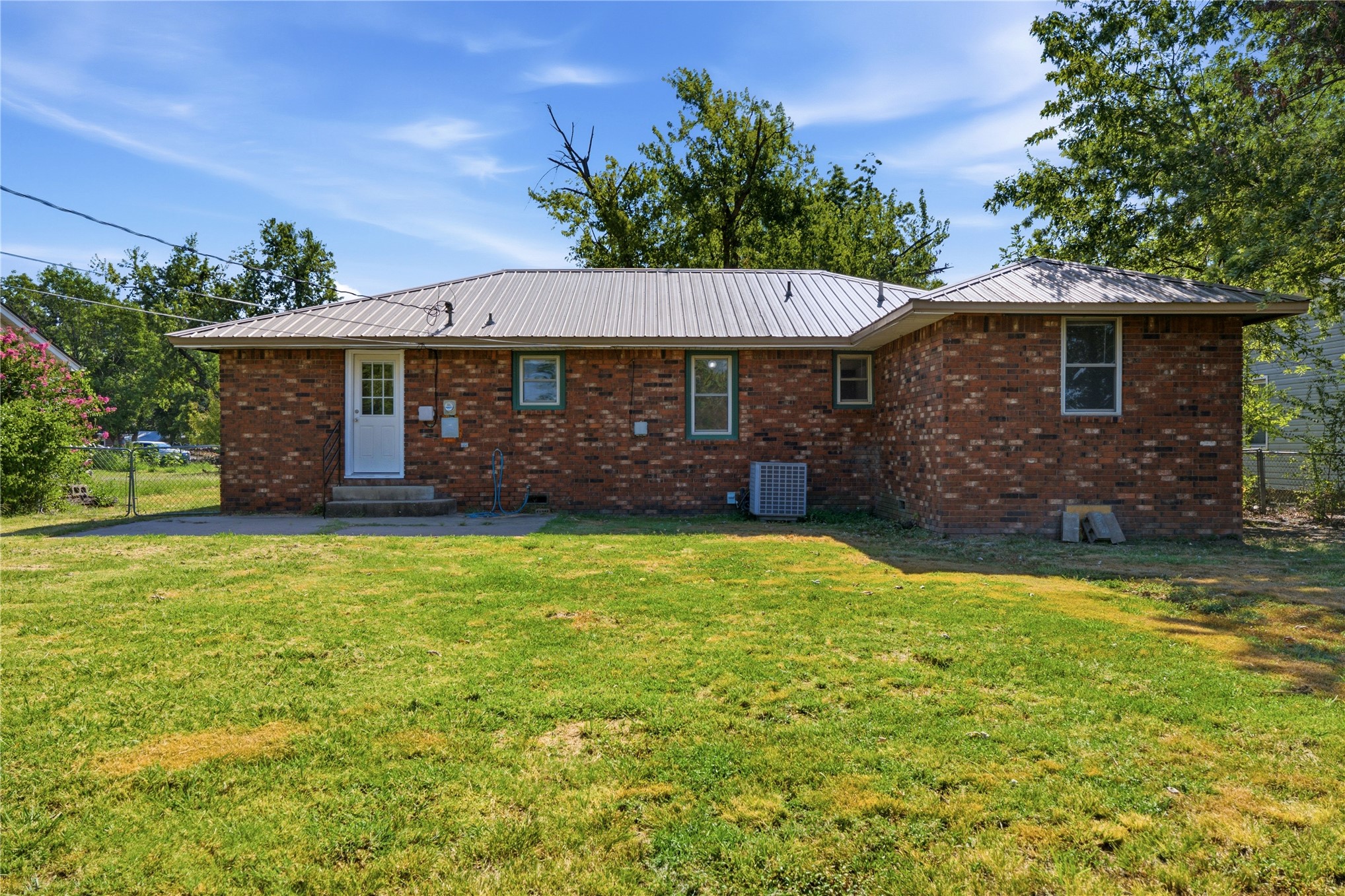 303 S Gray Place Property Photo 29