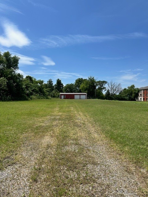 2611 W Shawnee Street Property Photo 3
