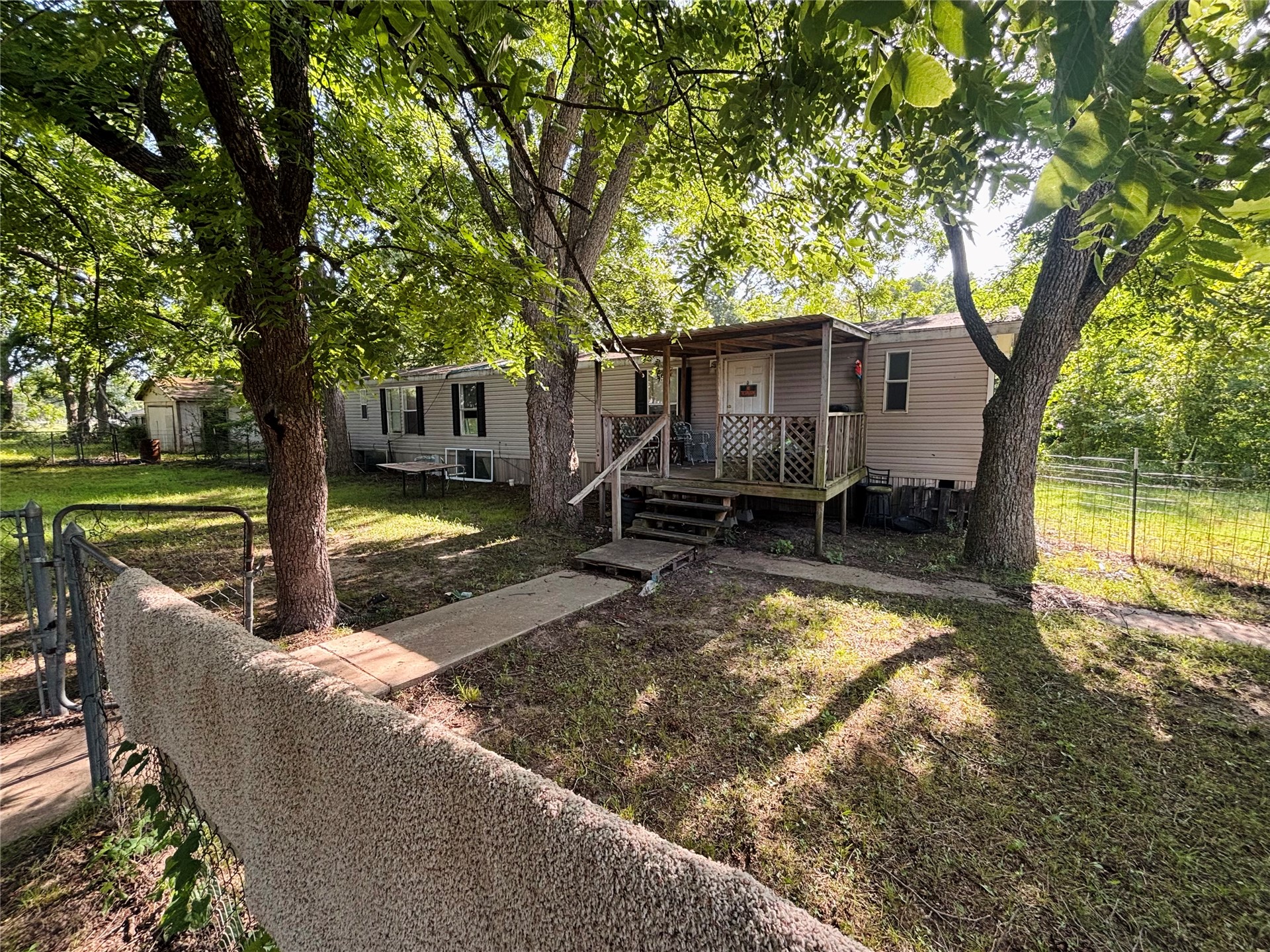 206 E Kentucky Avenue Property Photo 3