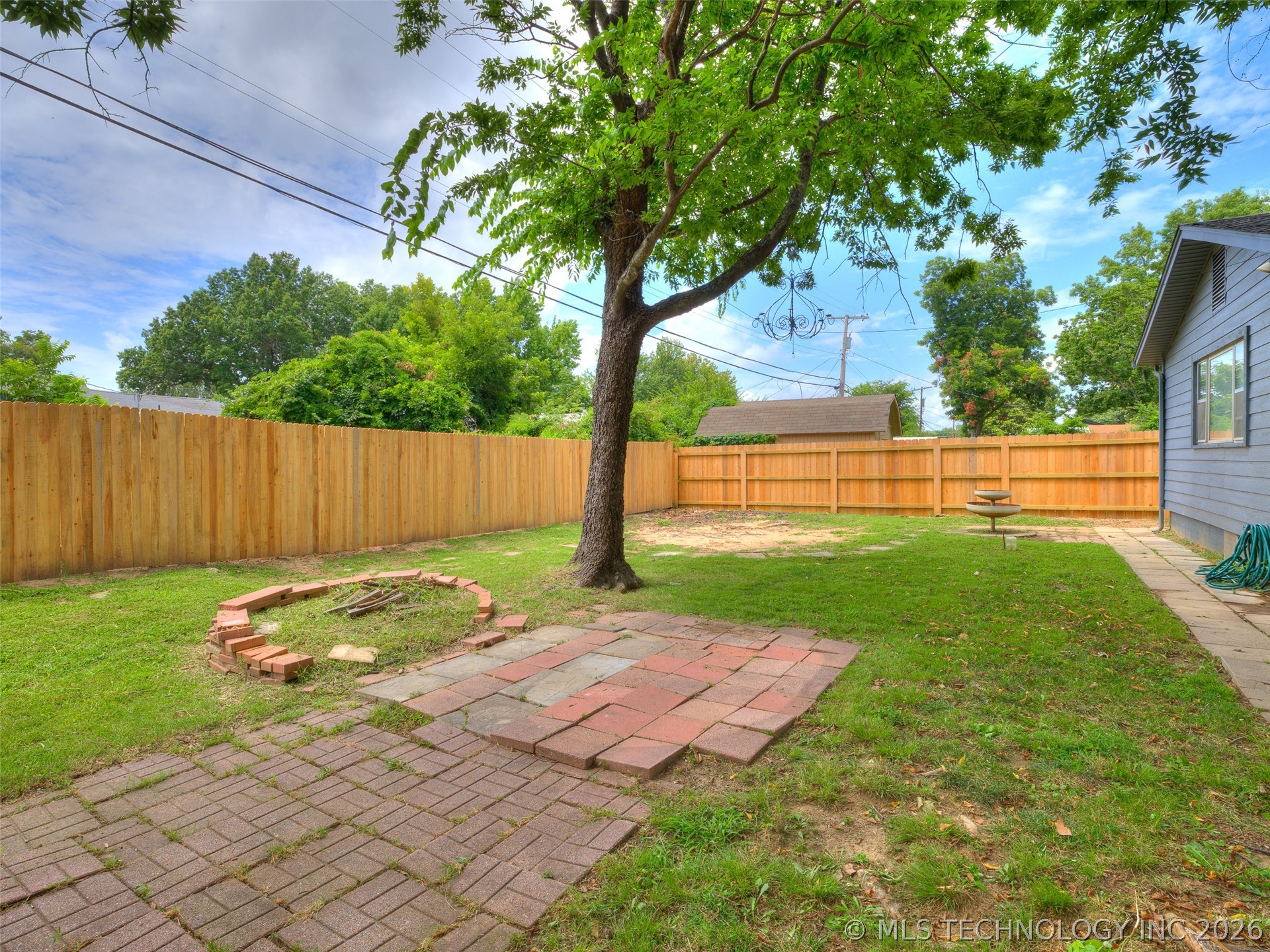 1568 E 60 Street Property Photo 6
