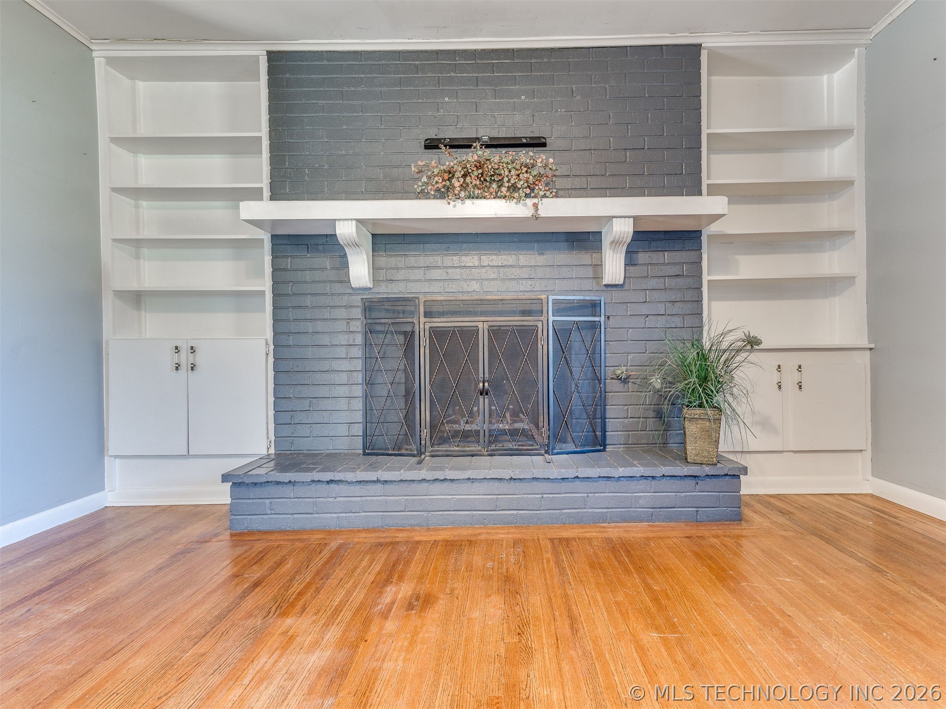 1568 E 60 Street Property Photo 15