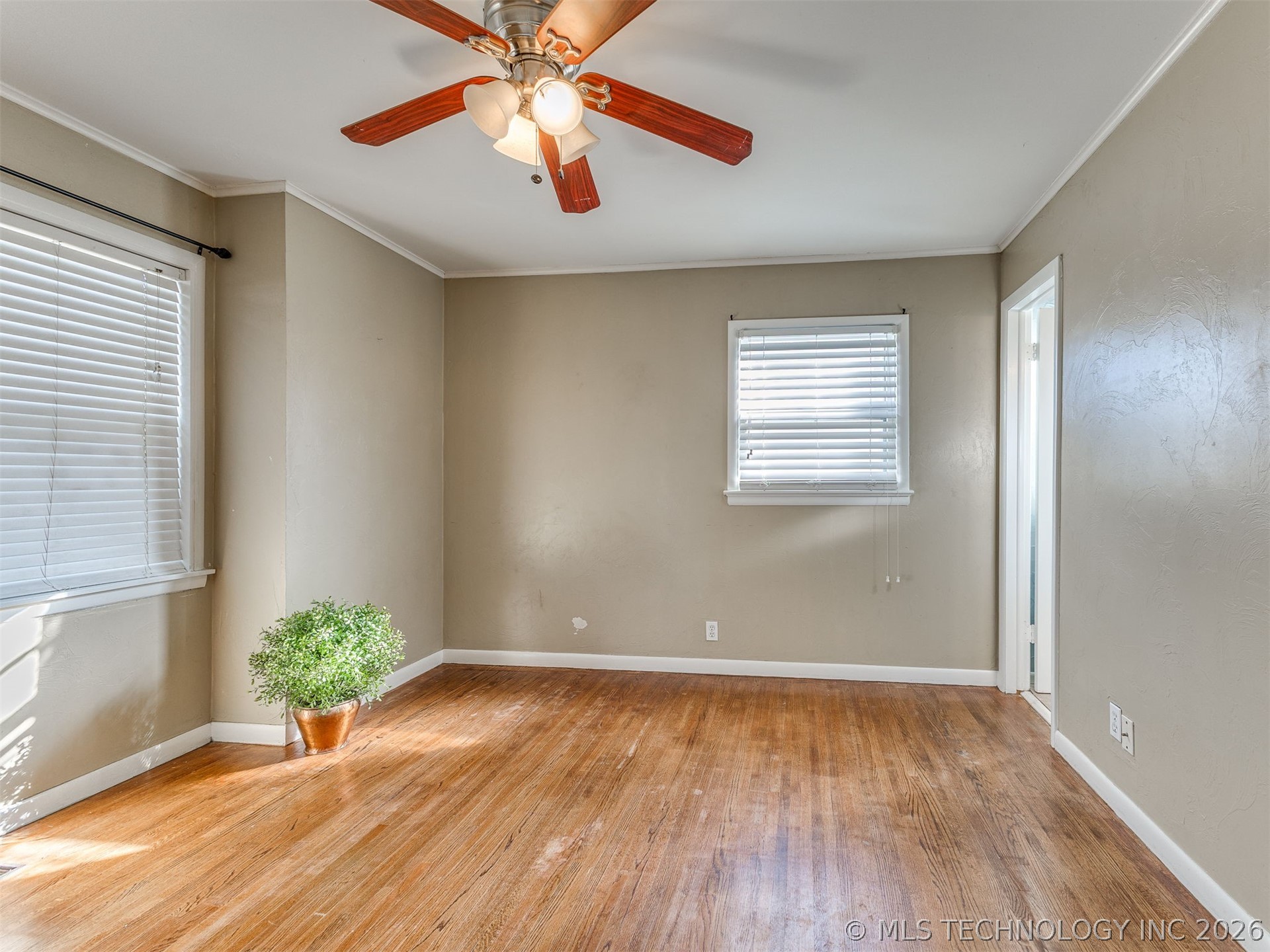 1568 E 60 Street Property Photo 21