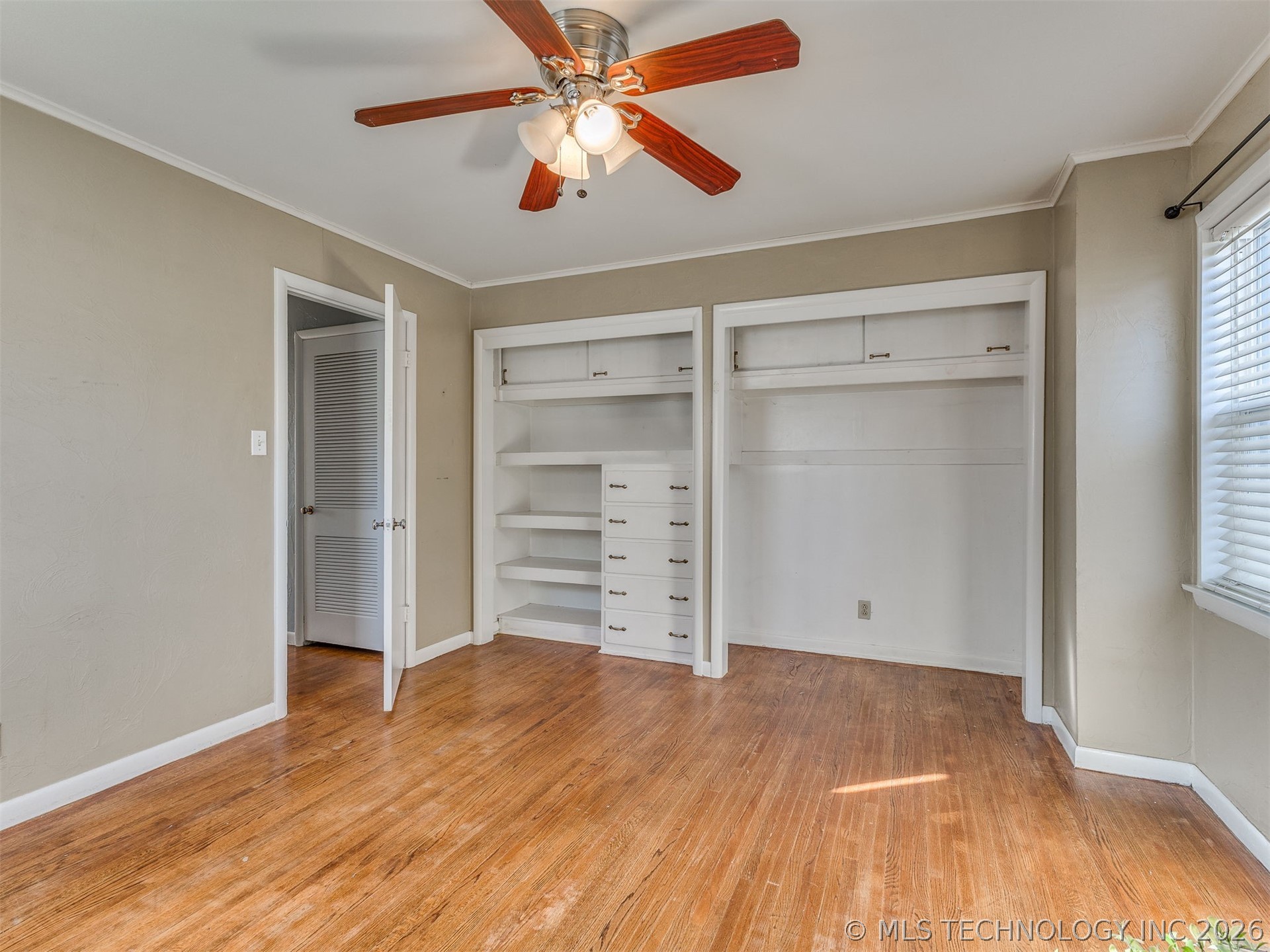 1568 E 60 Street Property Photo 23