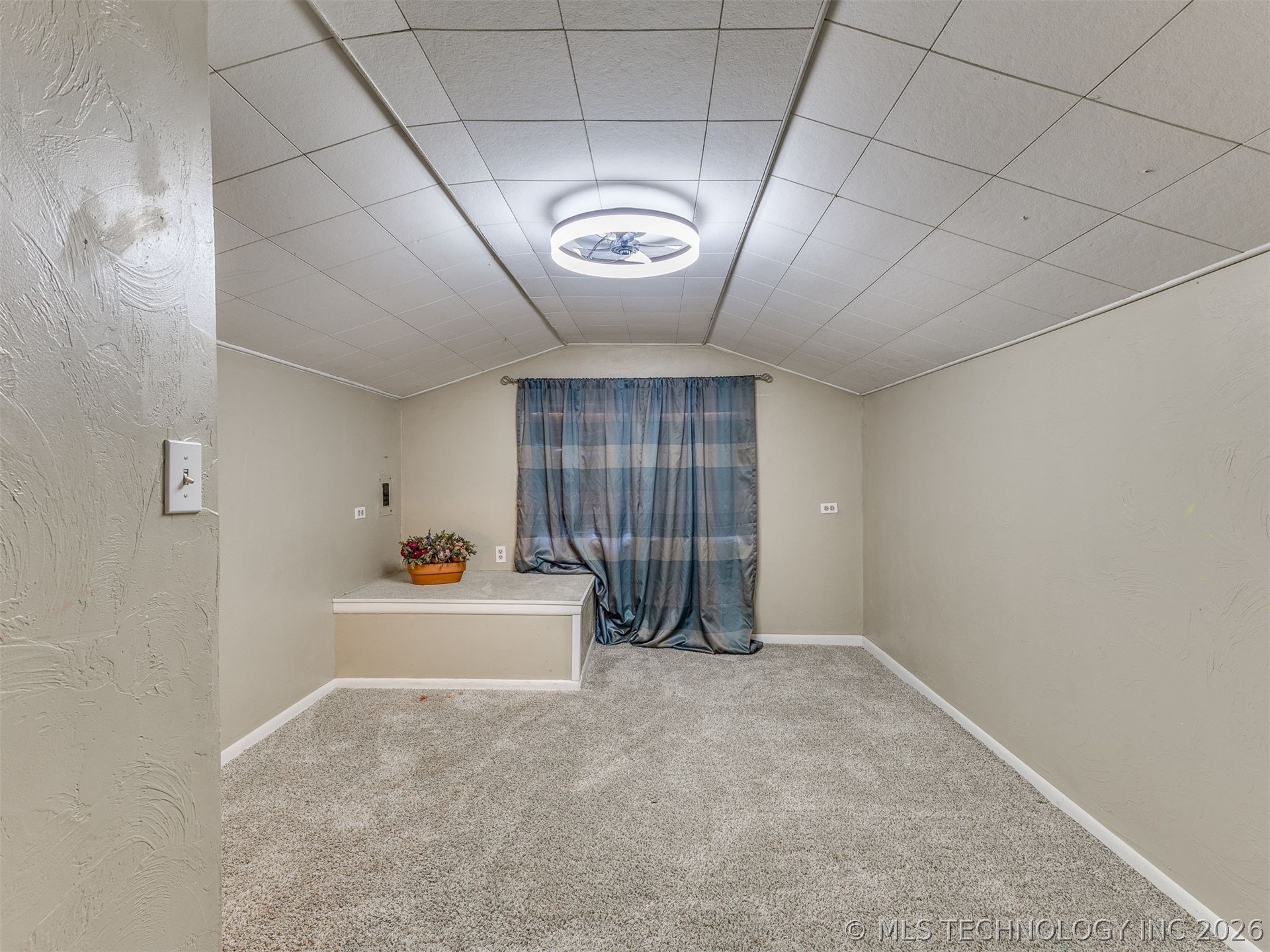 1568 E 60 Street Property Photo 38