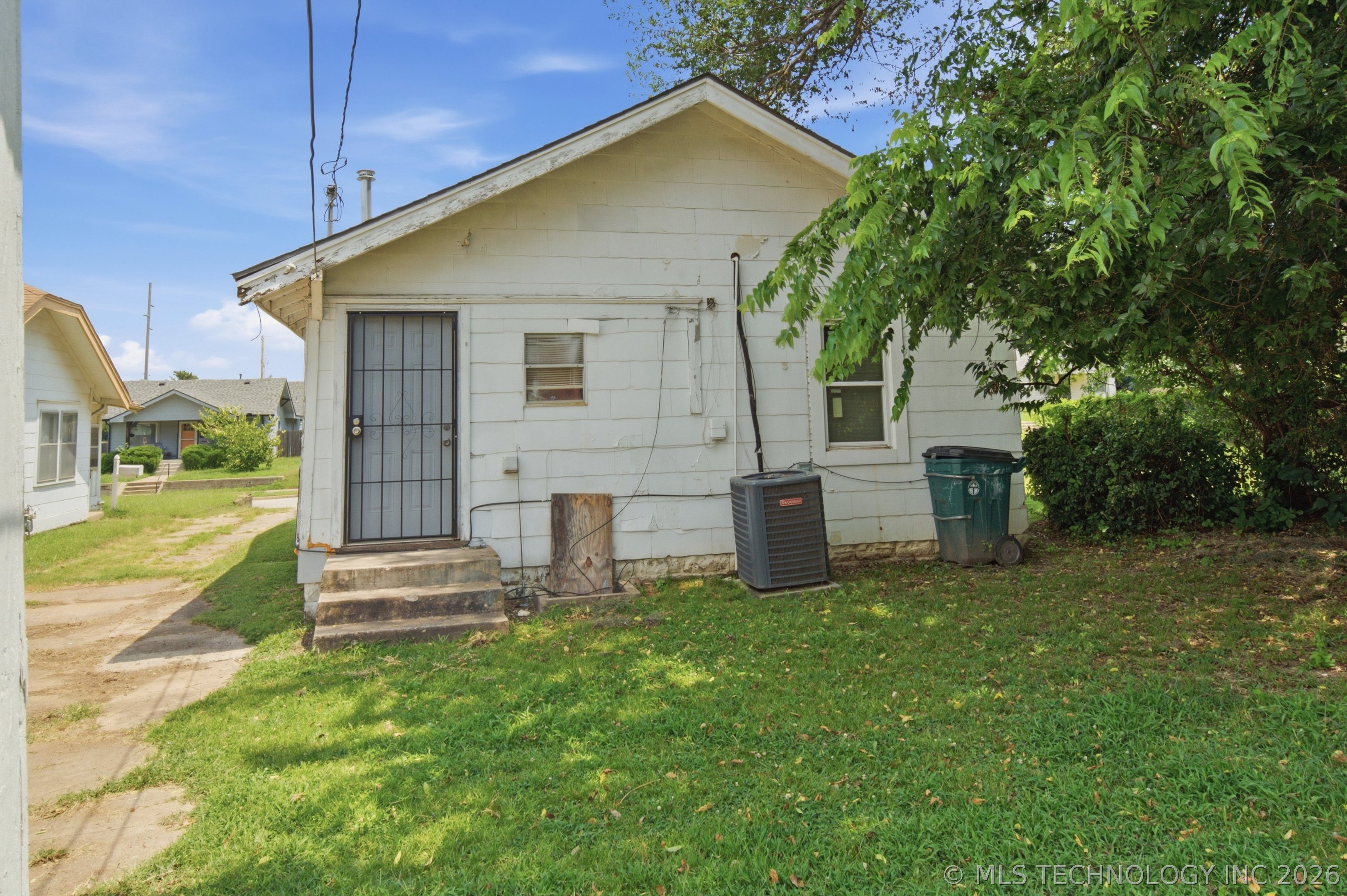 1344 N Boston Place Property Photo 24