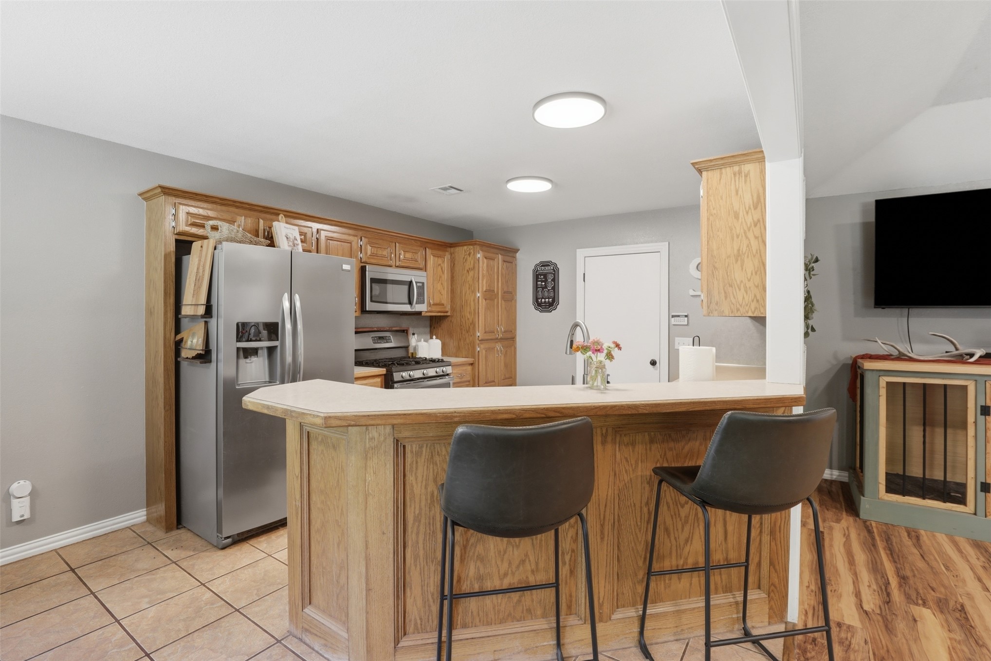 208 S 9th Avenue E Property Photo 10