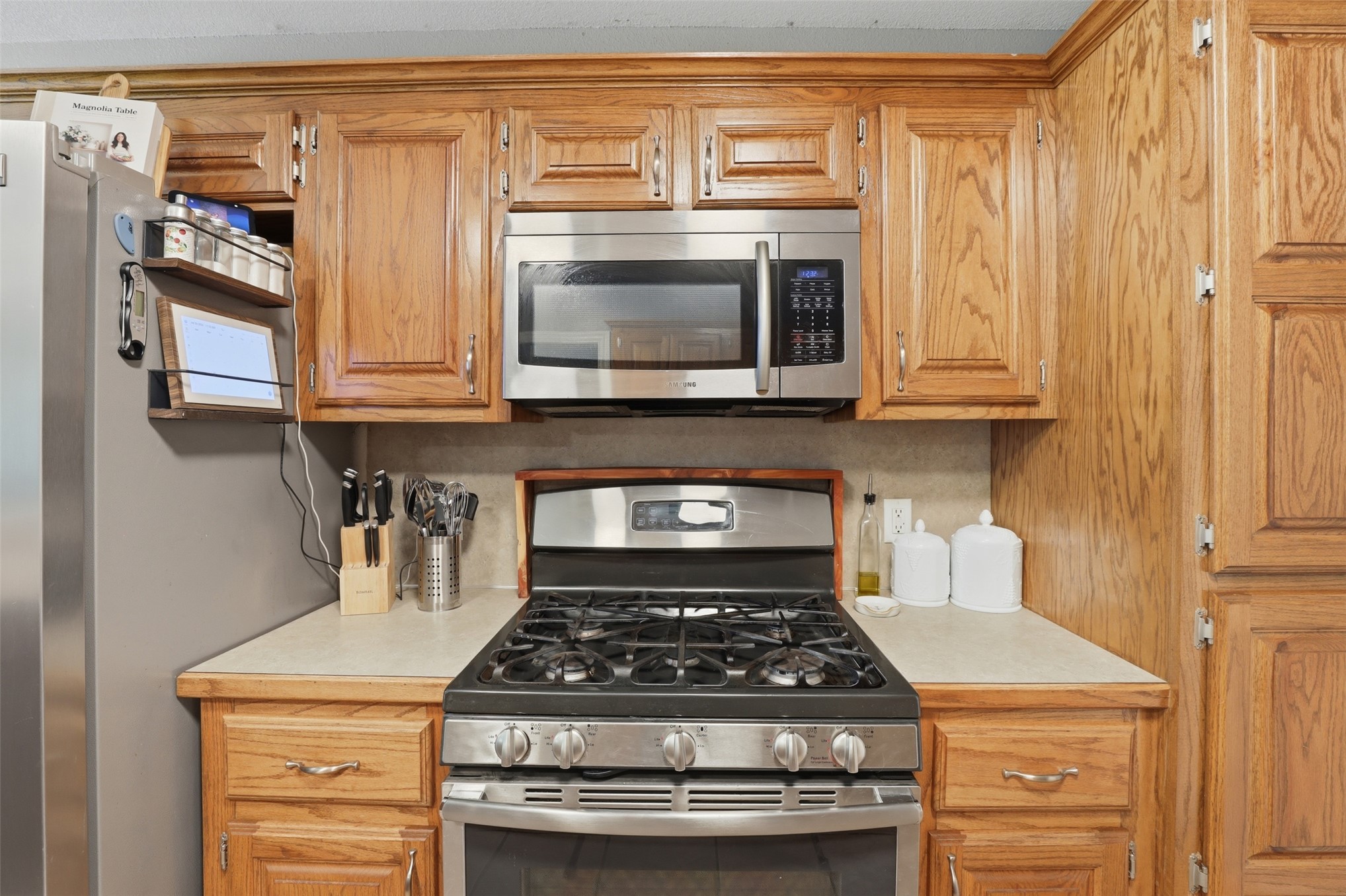 208 S 9th Avenue E Property Photo 15