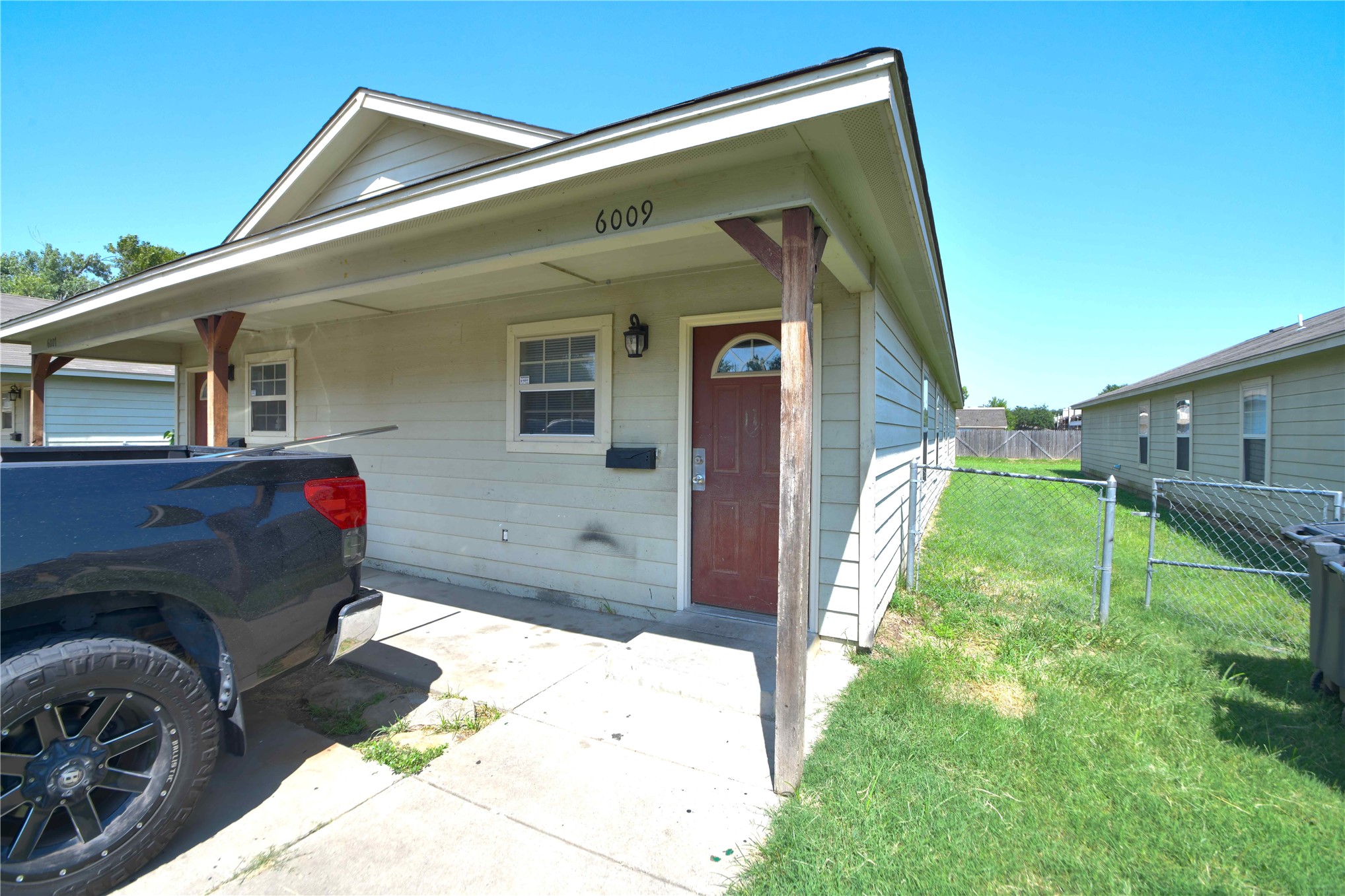 2626882 Property Photo 1