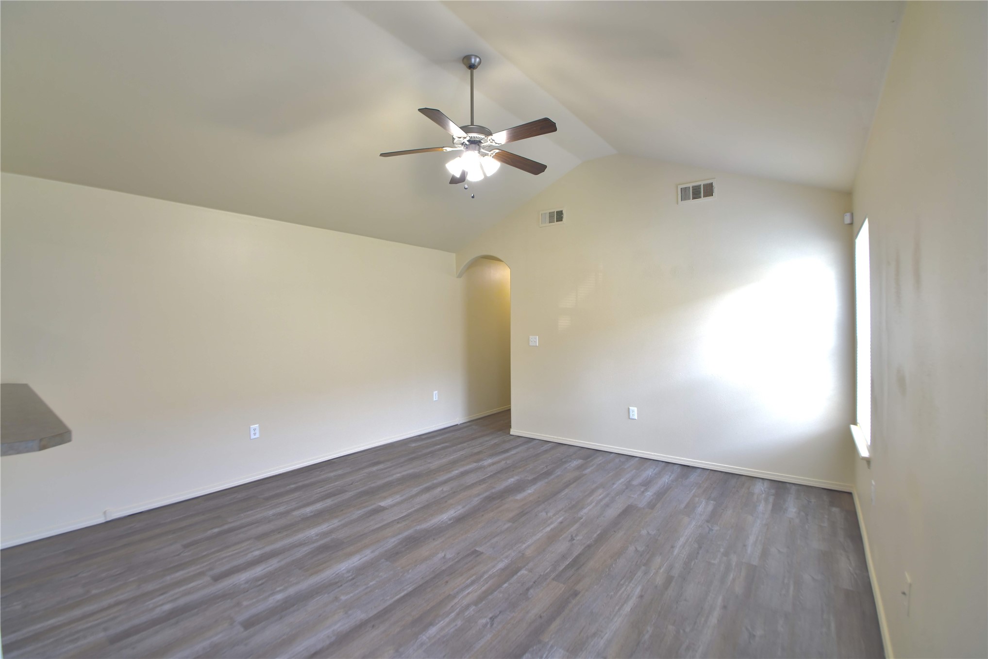 2626882 Property Photo 6