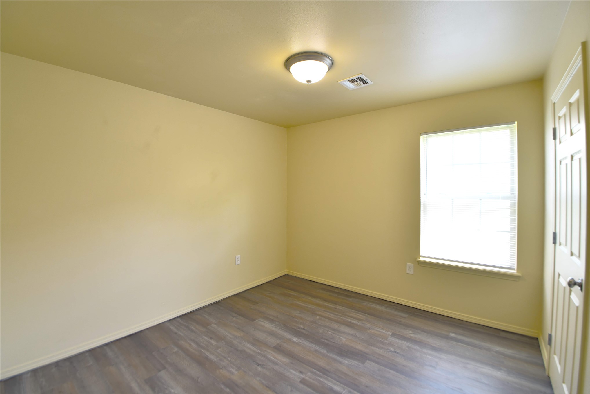 2626882 Property Photo 11
