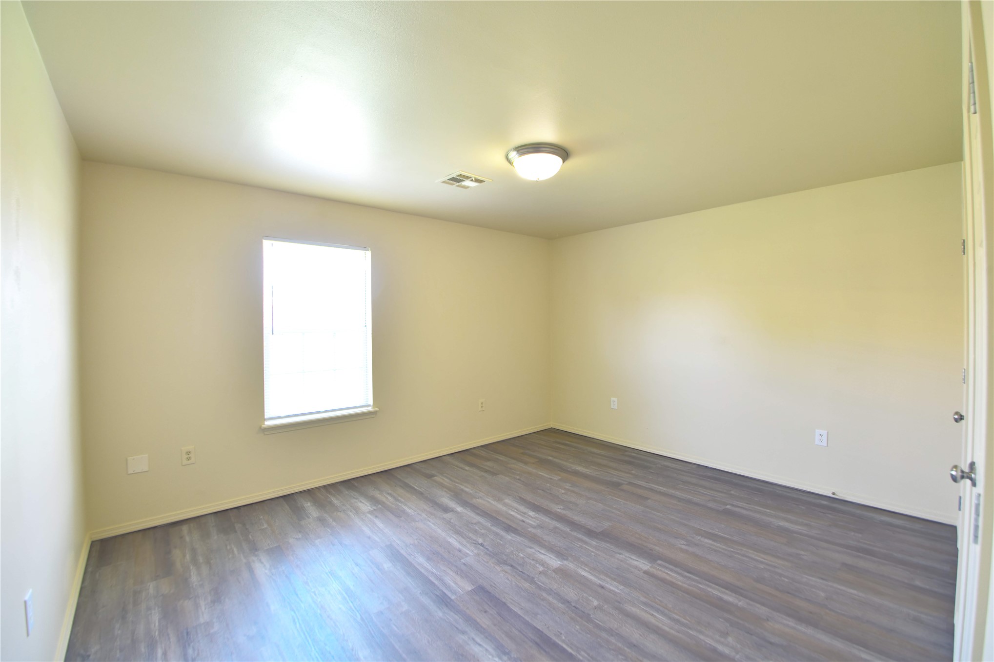 2626882 Property Photo 15
