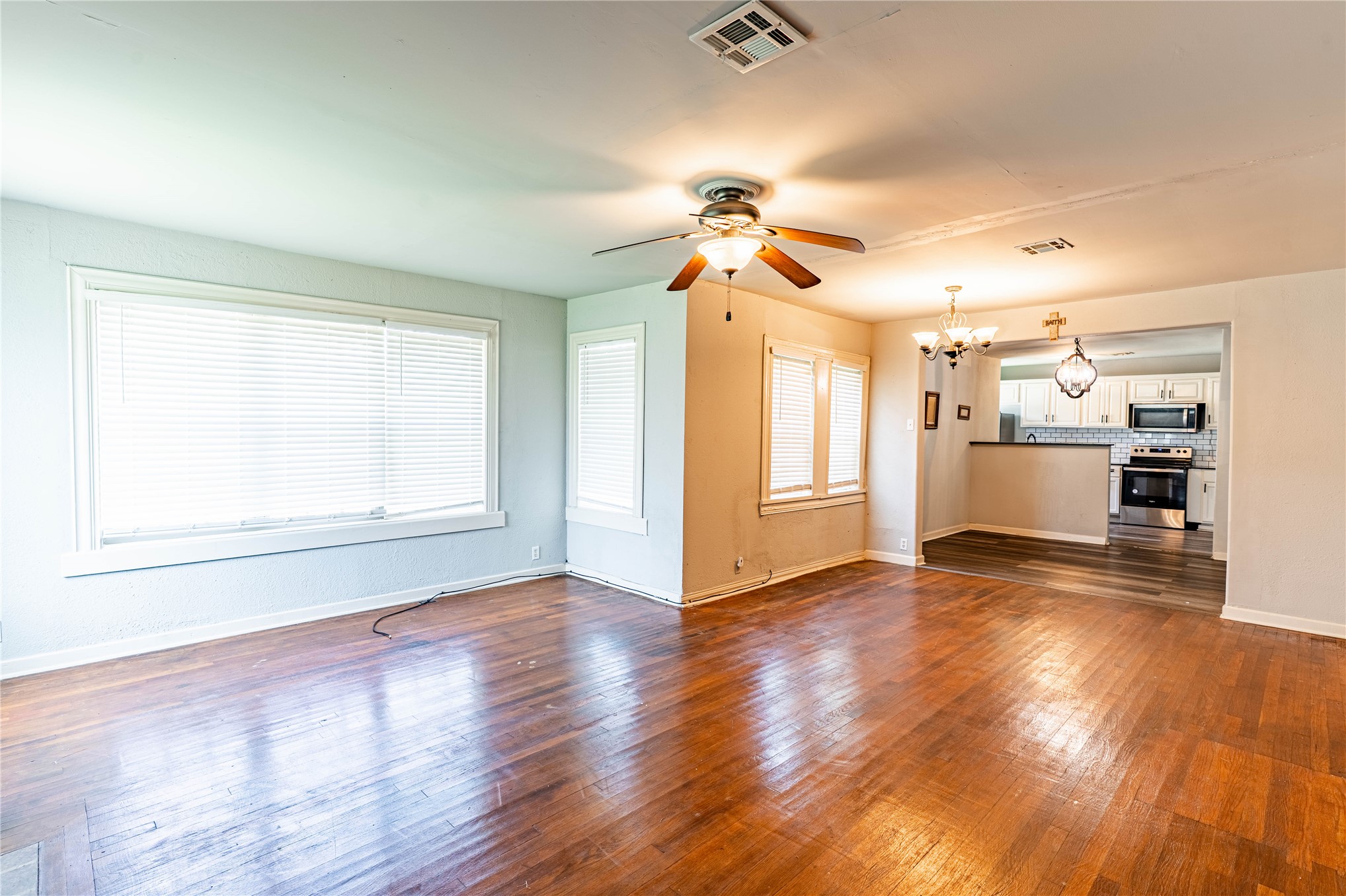 1620 Boston Street Property Photo 6