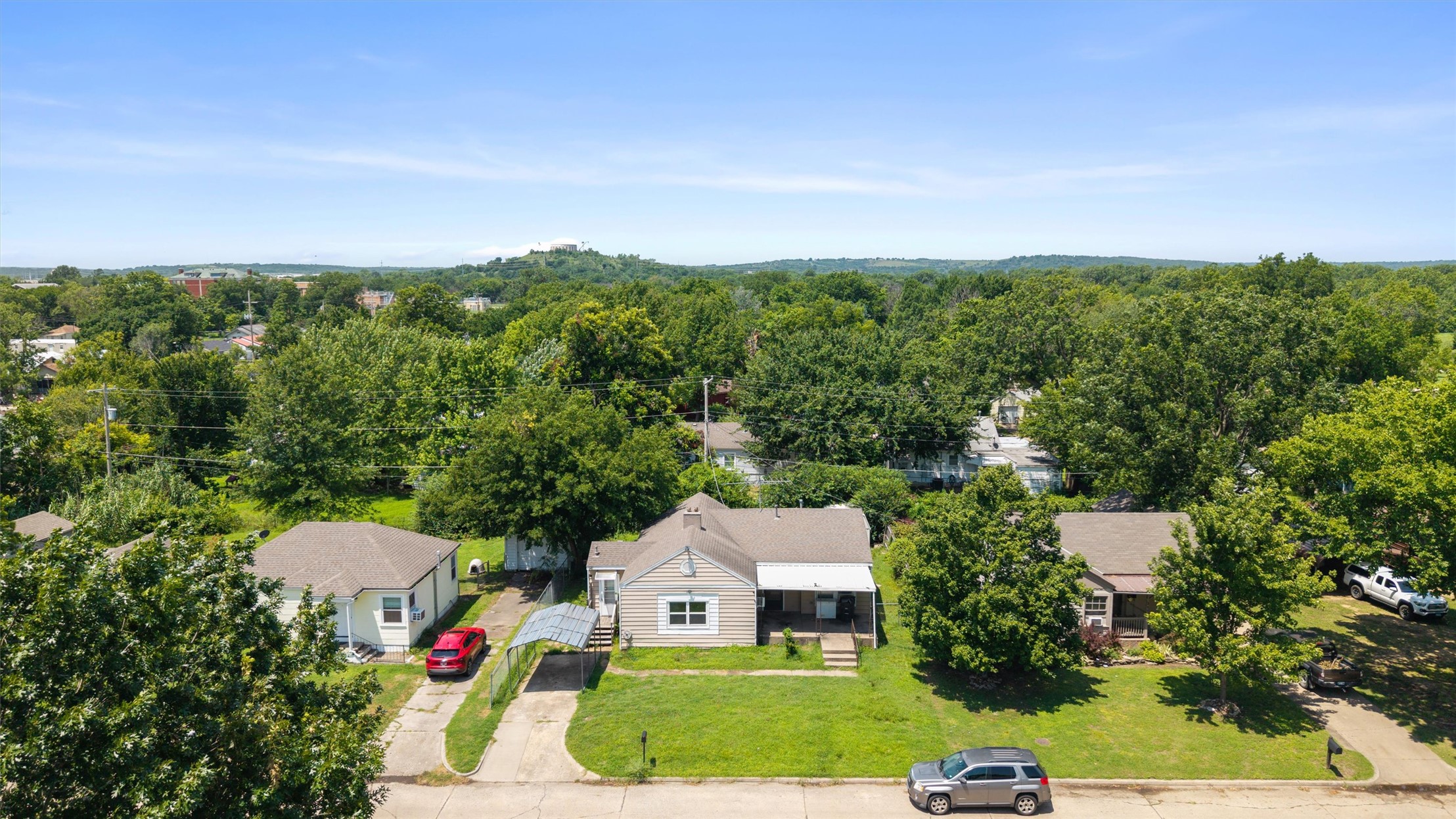 313 N Santa Fe Avenue Property Photo 25