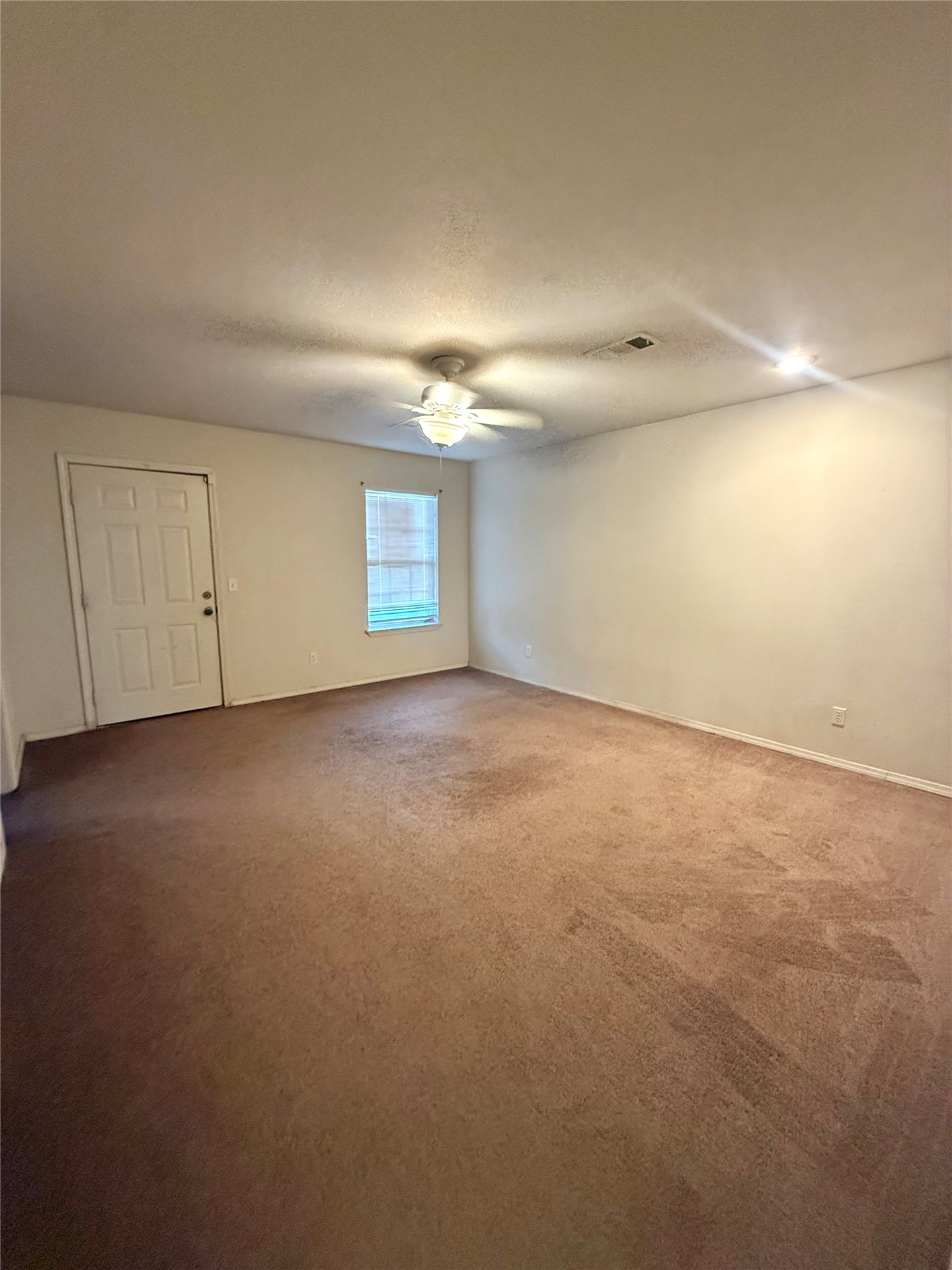 921 S Locust Property Photo 14