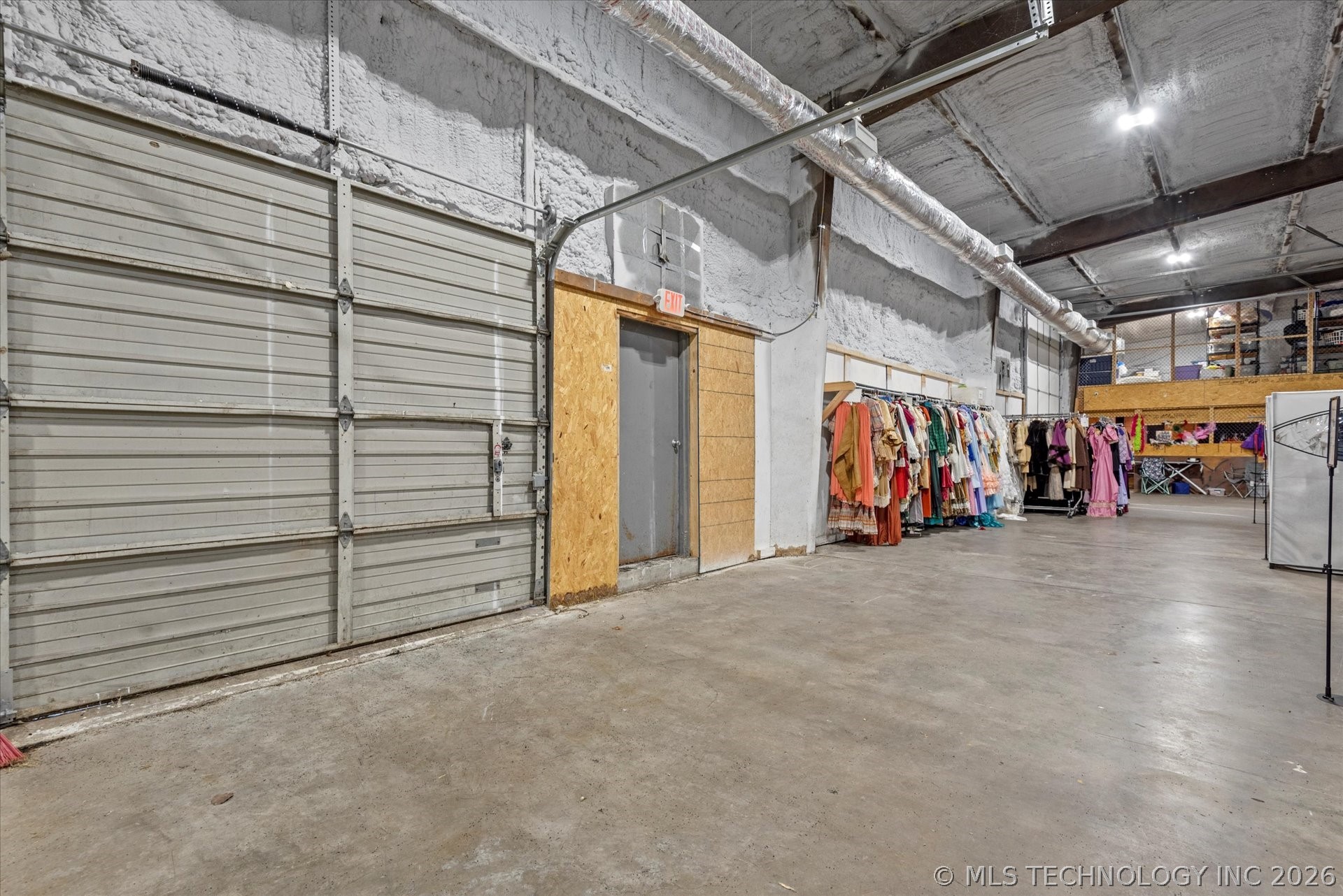 301 S Morton Avenue Property Photo 13