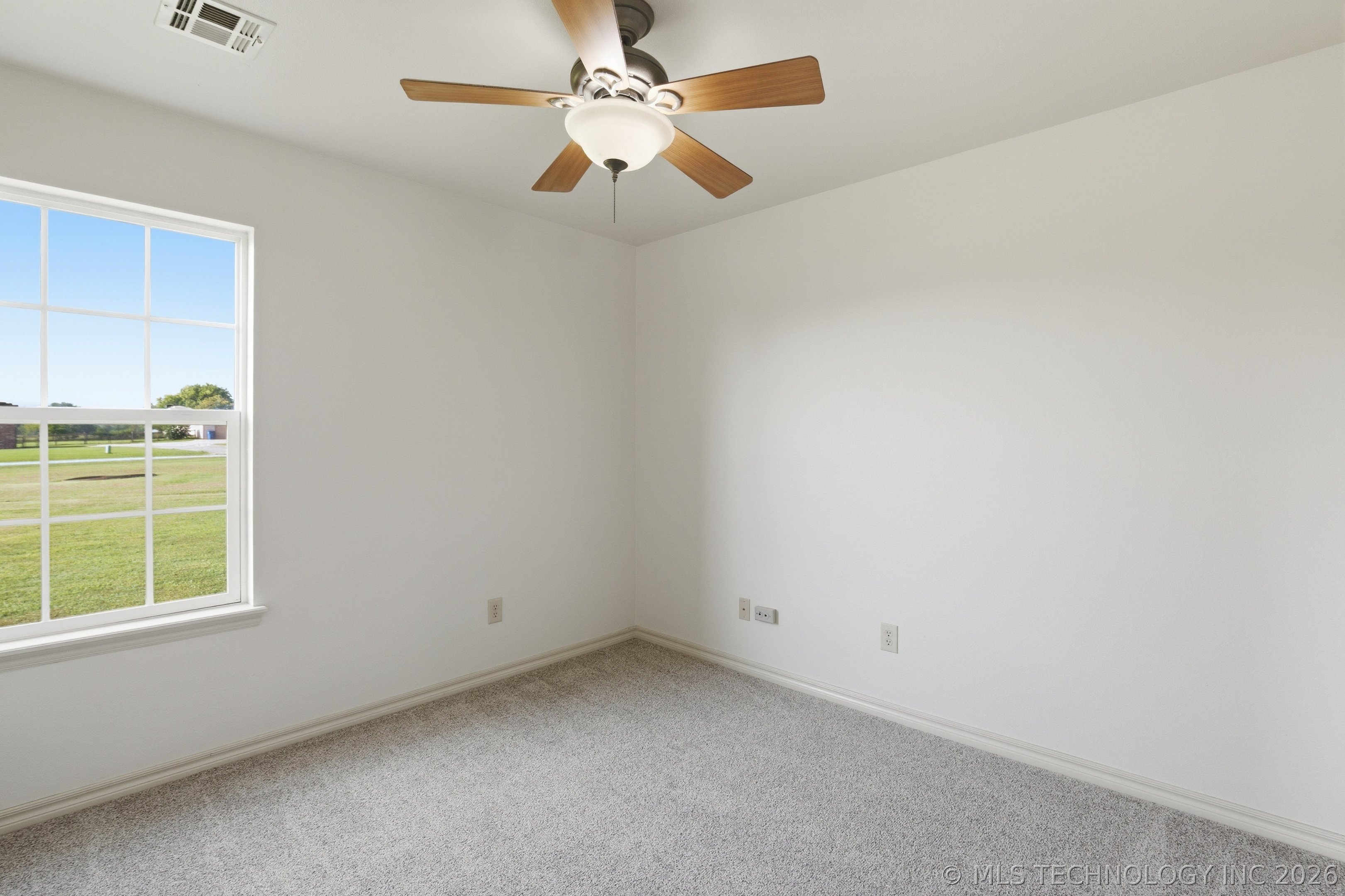13535 E 463 Road Property Photo 21