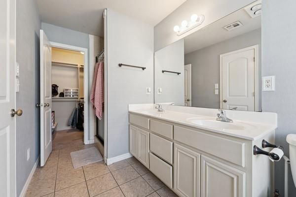 20208 E 37th Street S Property Photo 18