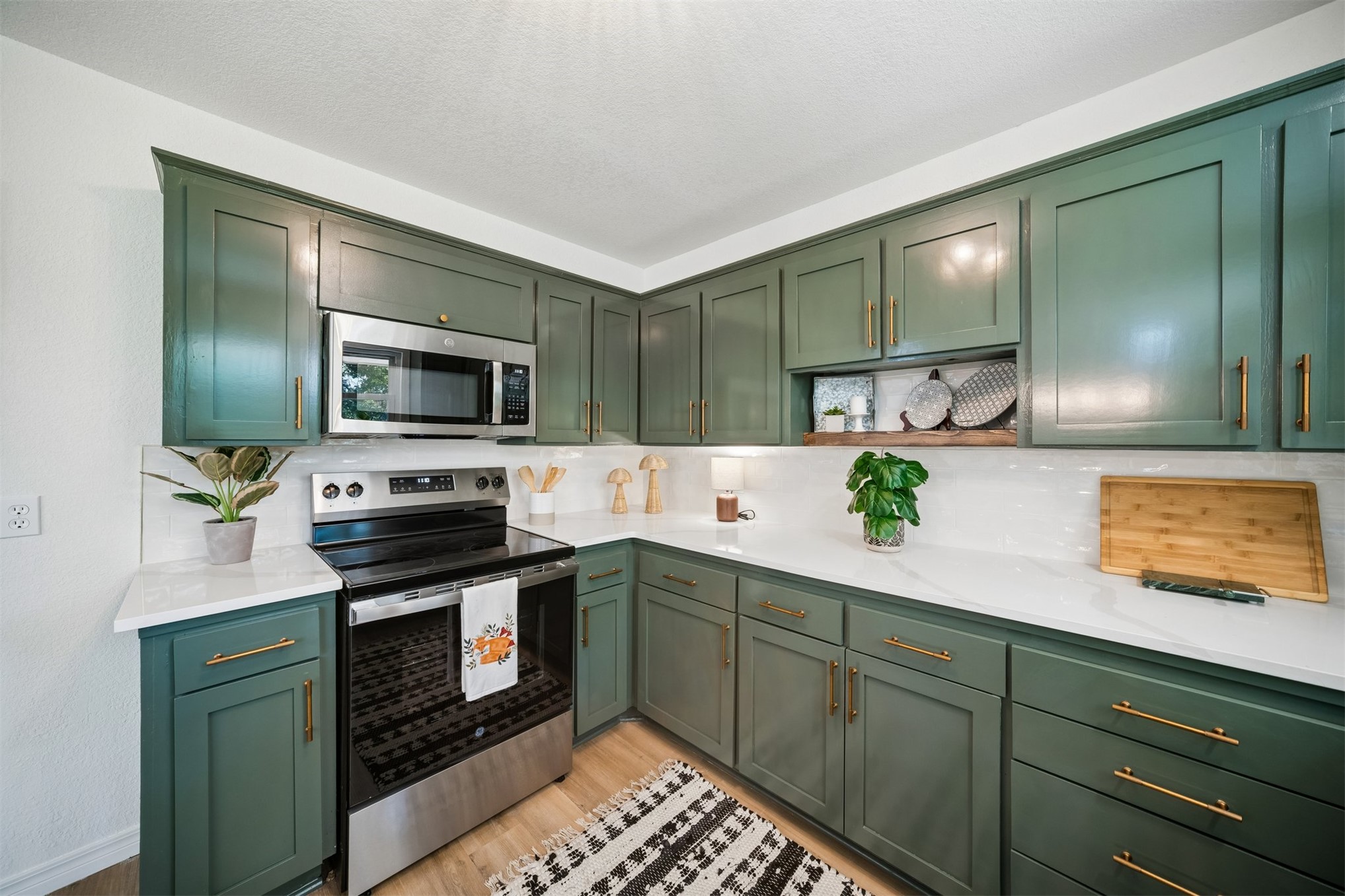 3199 N Mistletoe Road Property Photo 11