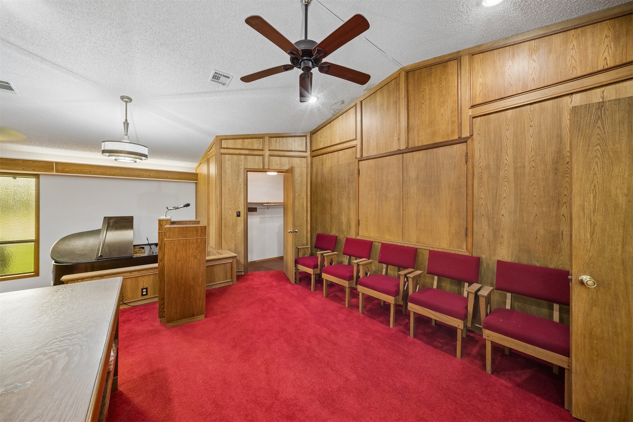 924 Hope Avenue Property Photo 12