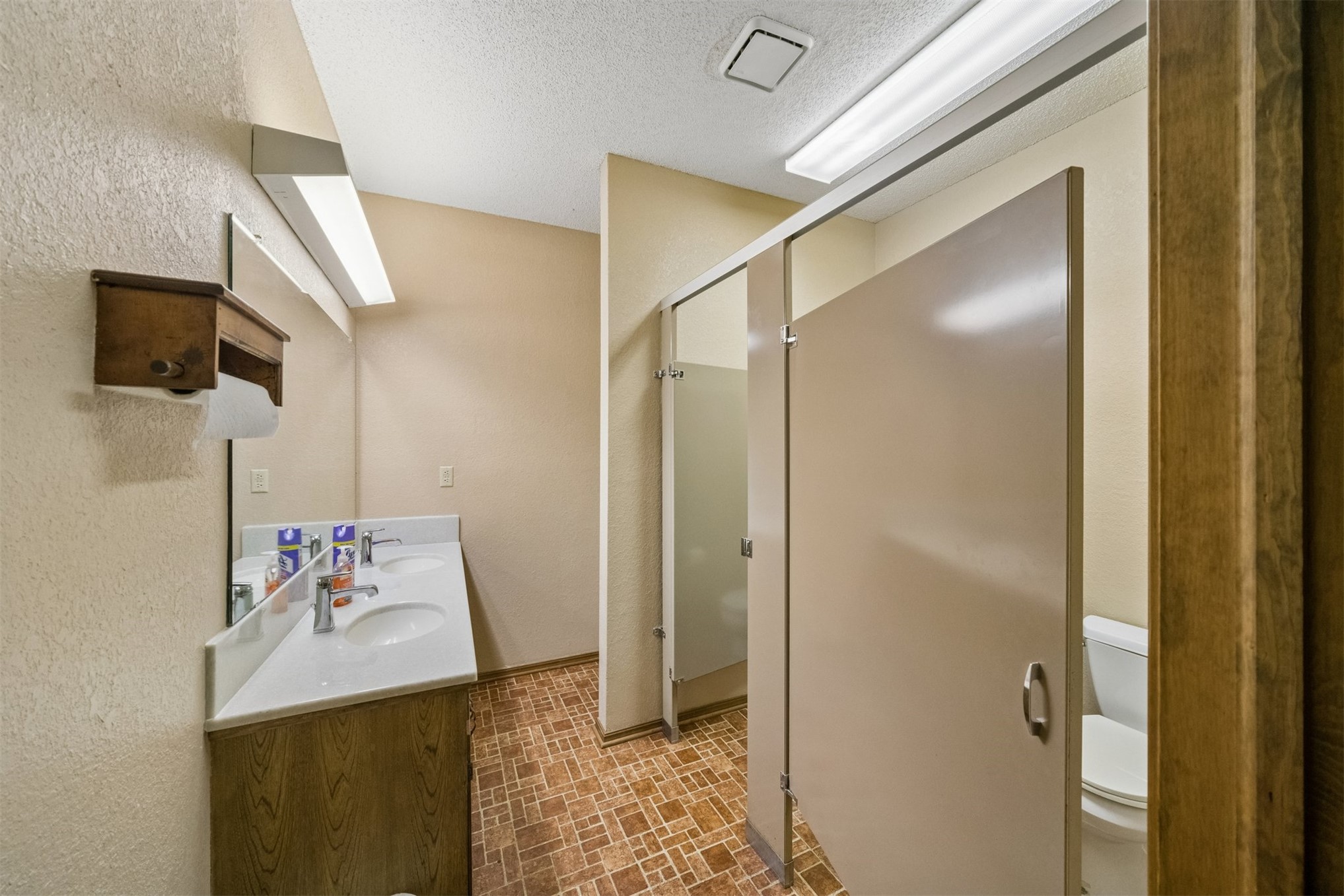 924 Hope Avenue Property Photo 19
