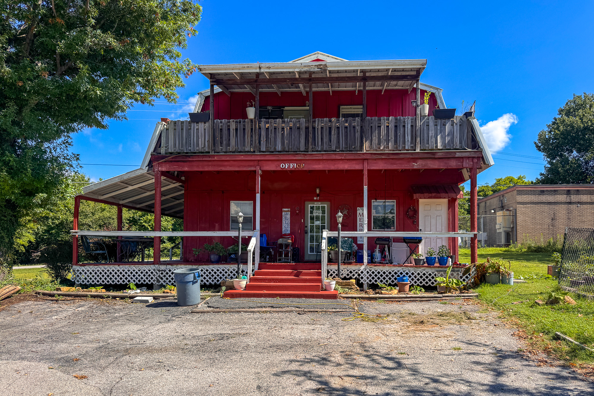 72548 322 Way Property Photo 3