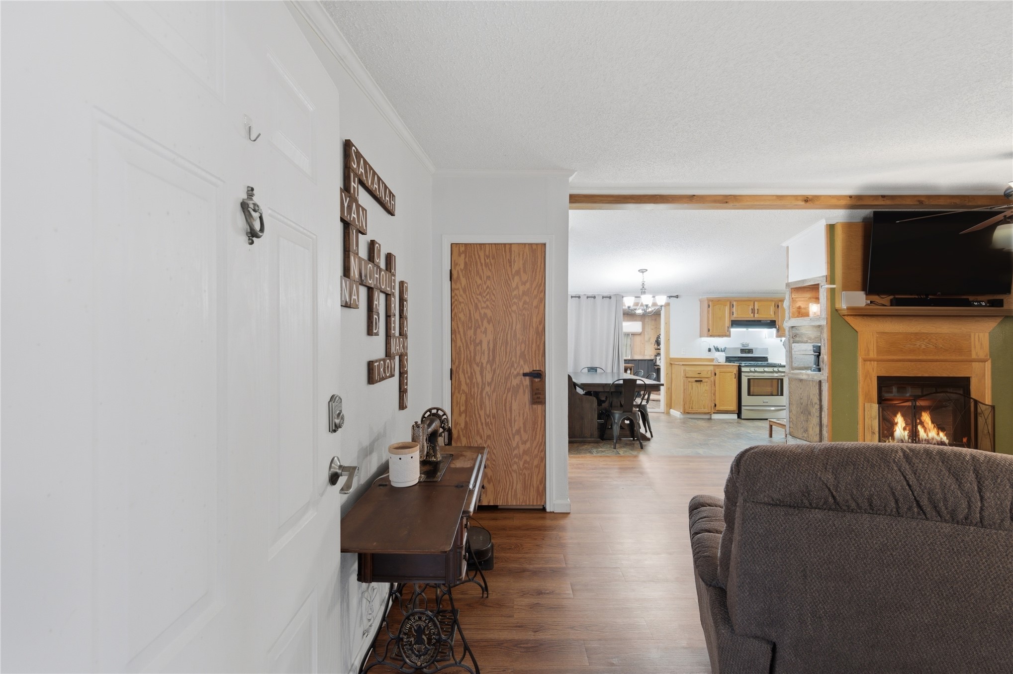 453550 Ponca Avenue Property Photo 6