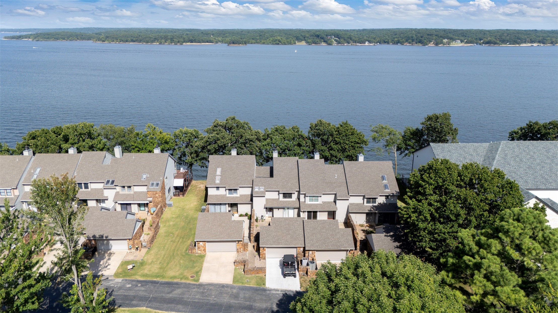 33601 Dogwood Cliffs 10 Property Photo 1