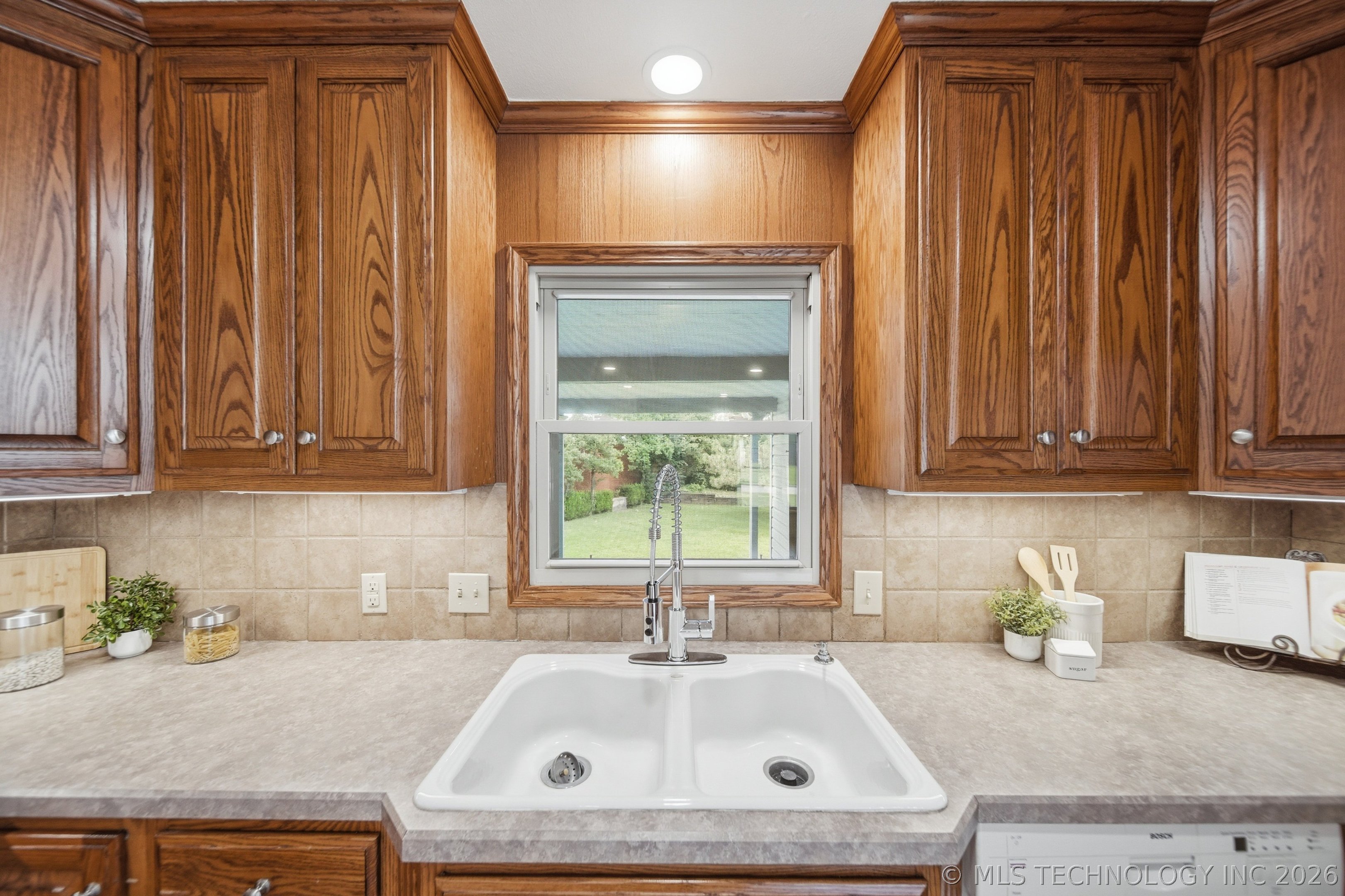 2607 S Florence Drive Property Photo 15