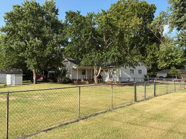 1326 N 78th East Avenue Property Photo 4